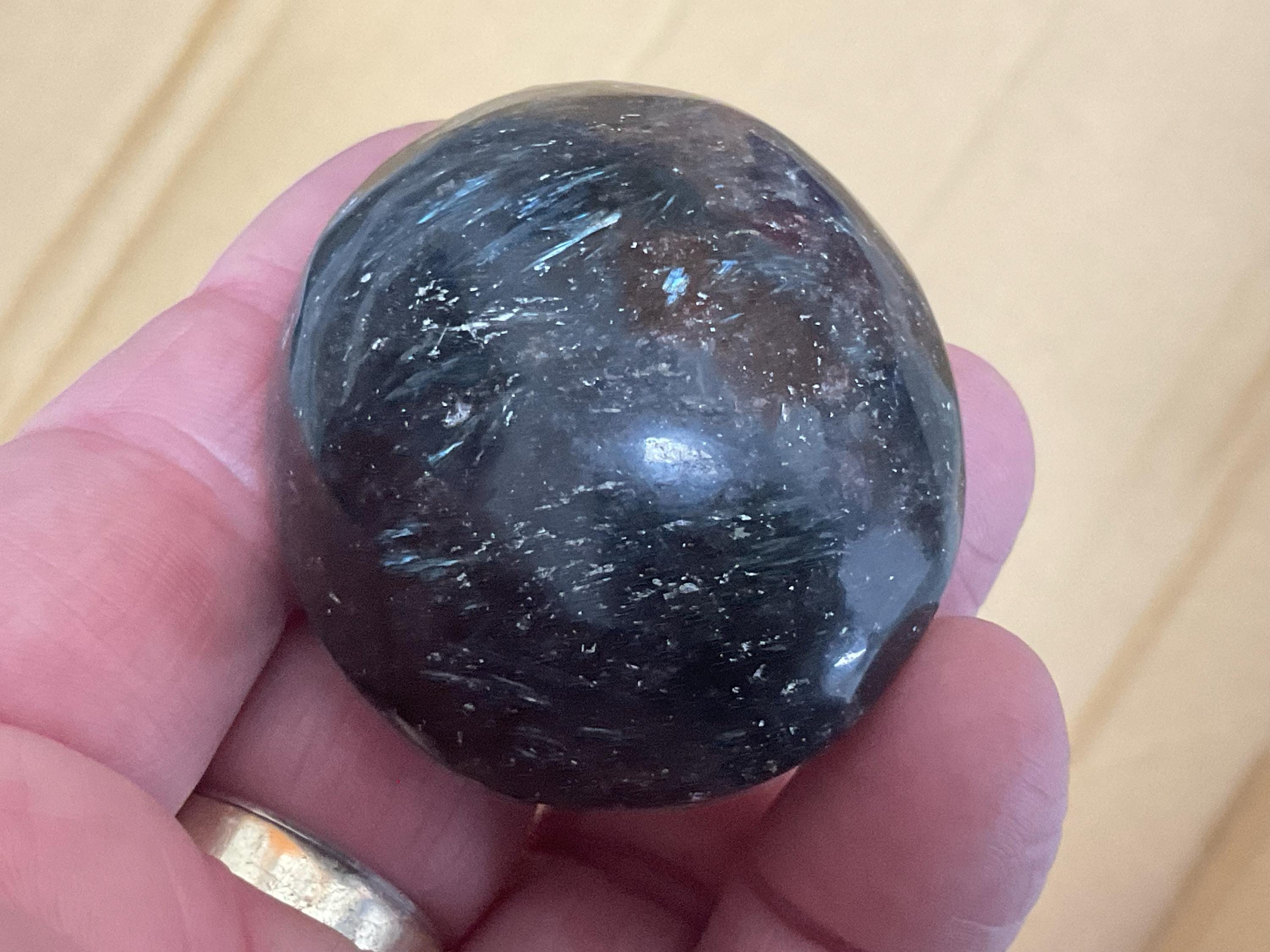 90g Arfvedsonite with Minor Eudialyte Palmstone 11A