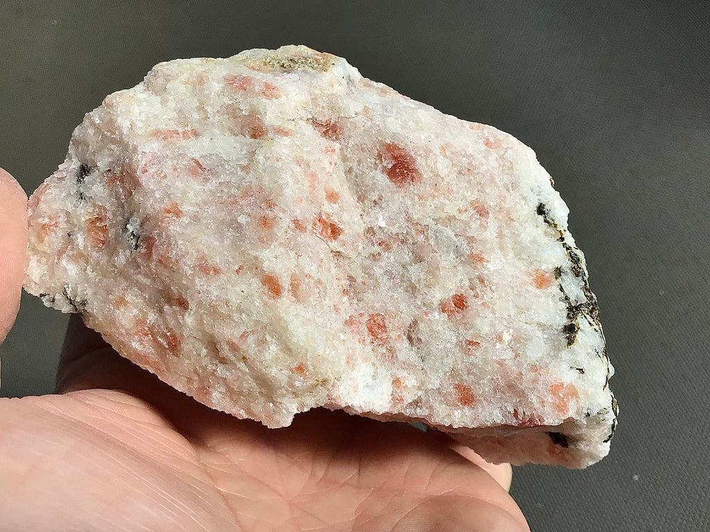 321g Sunstone with Biotite Mica E