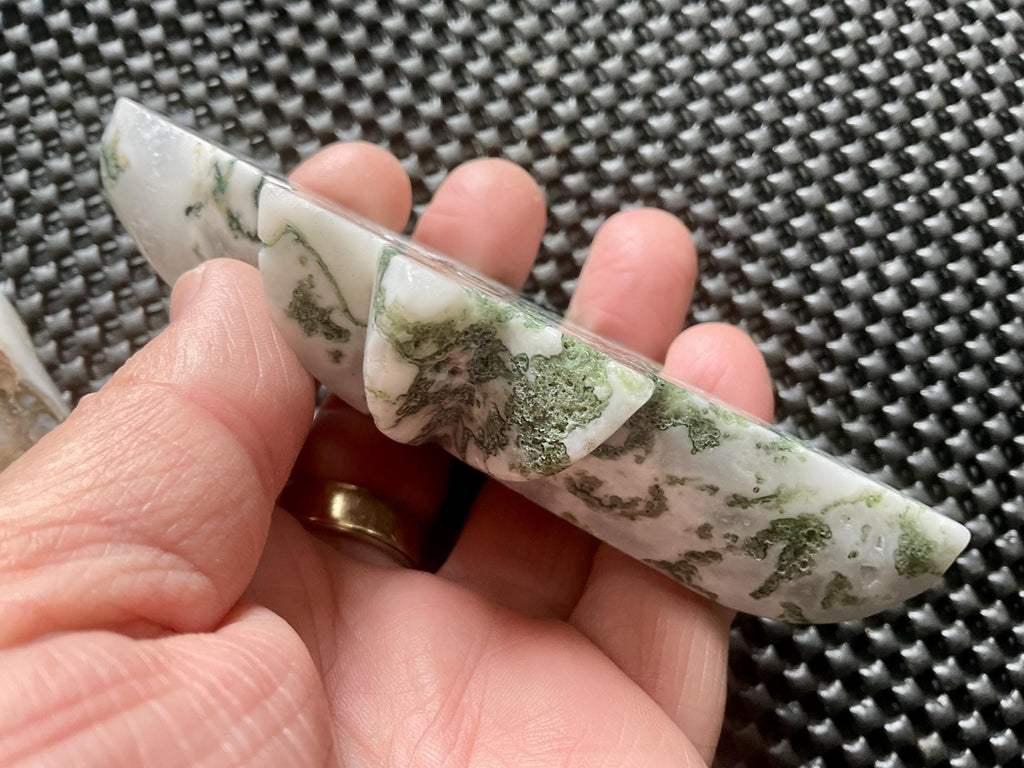120g Moss Agate Polaris with stand 2C