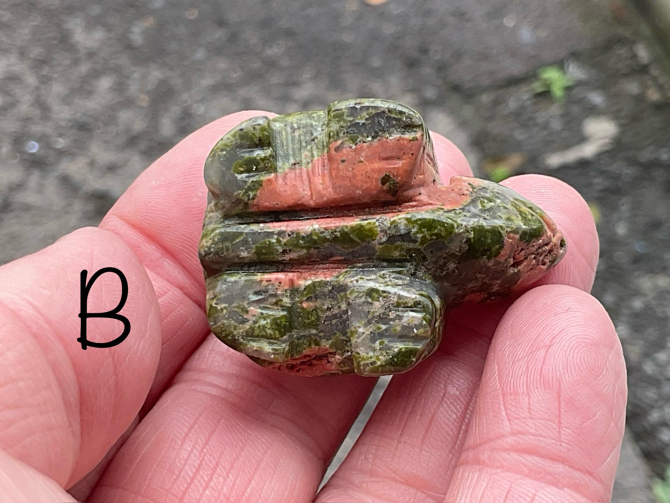 Unakite Small Carved Turtle Group 1