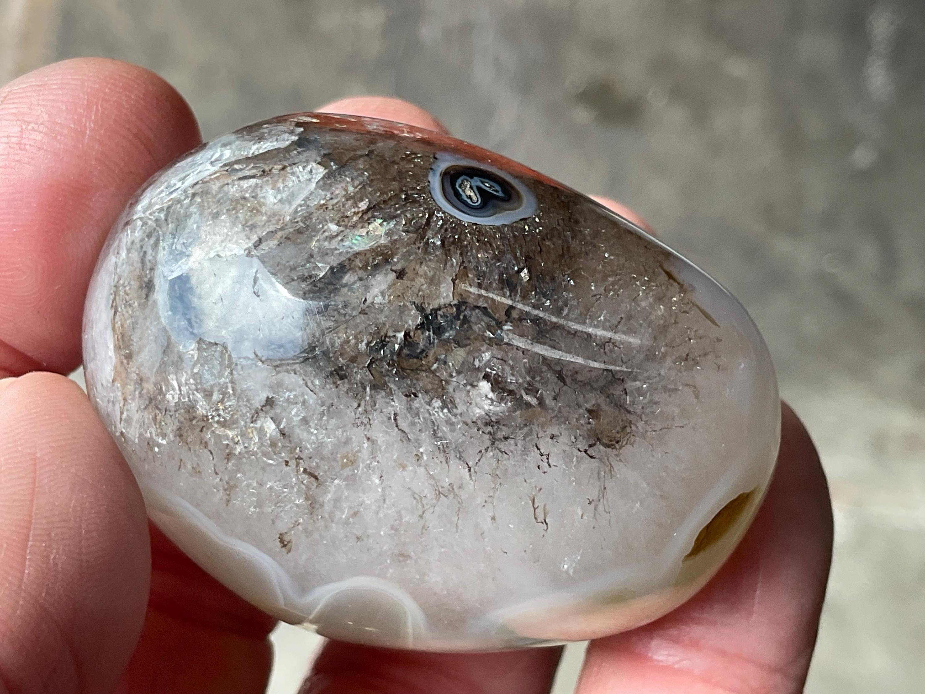 92g Dendritic Rainbow Agate Palmstone B