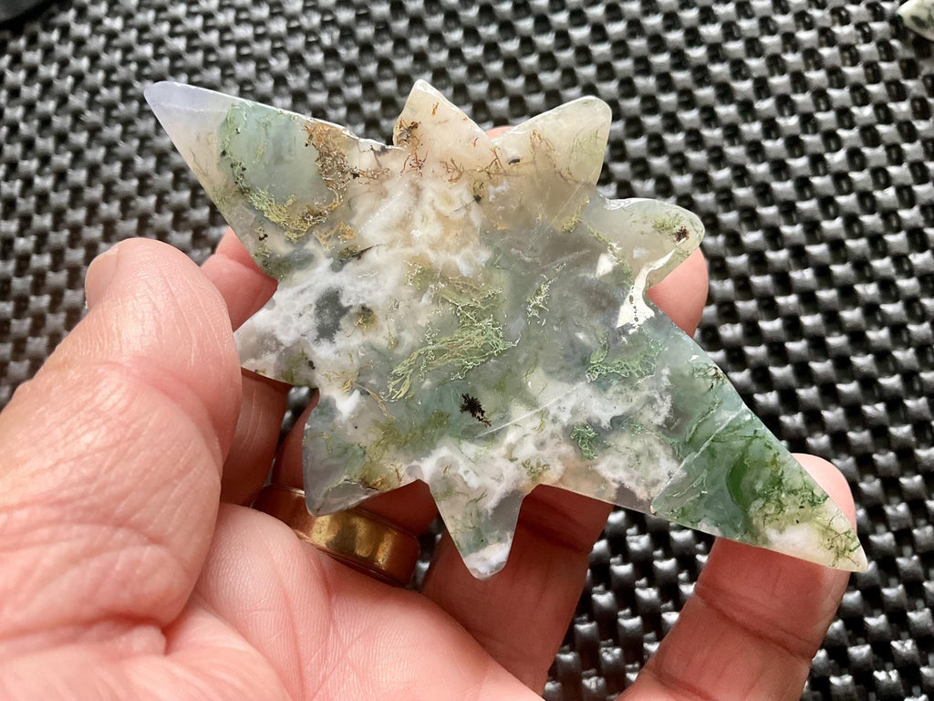 94g Moss Agate Polaris Carving with stand 1C