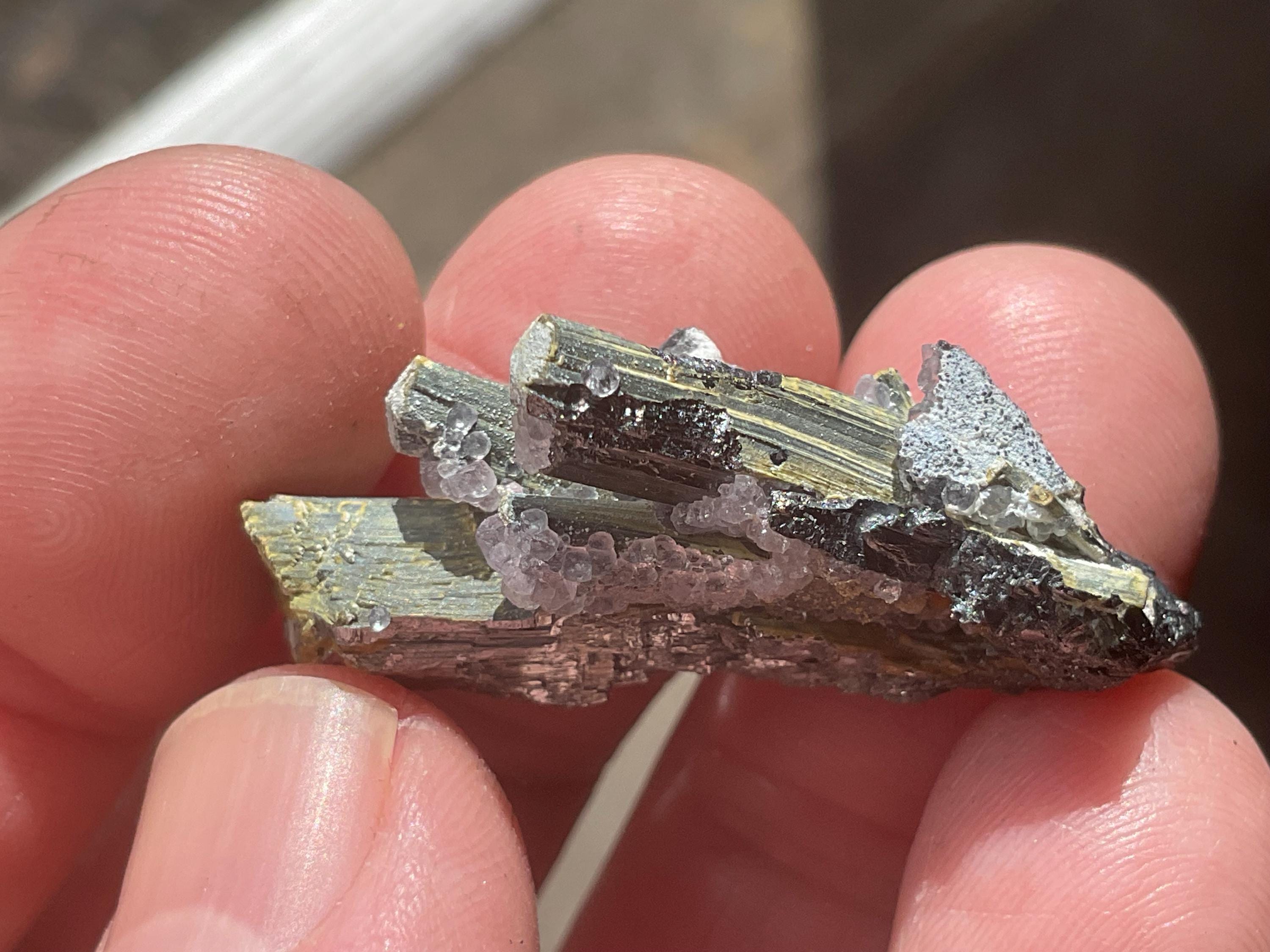 12g Botryoidal Fluorite with Valentinite on Stibnite Specimen 4A from Jiangxi, China