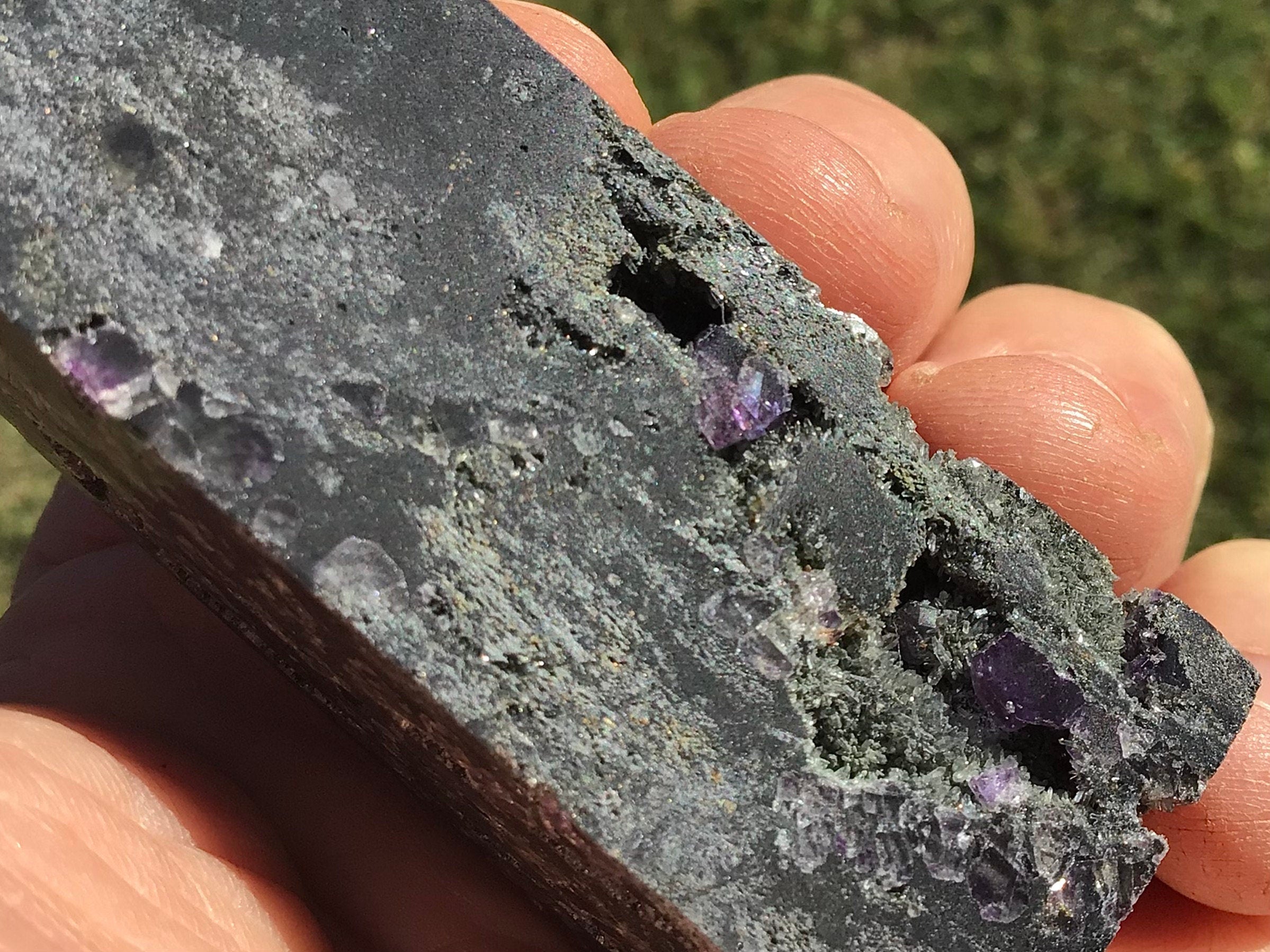 100g Sphalerite Generator with Lavender Fluorite and Clear Quartz 2C