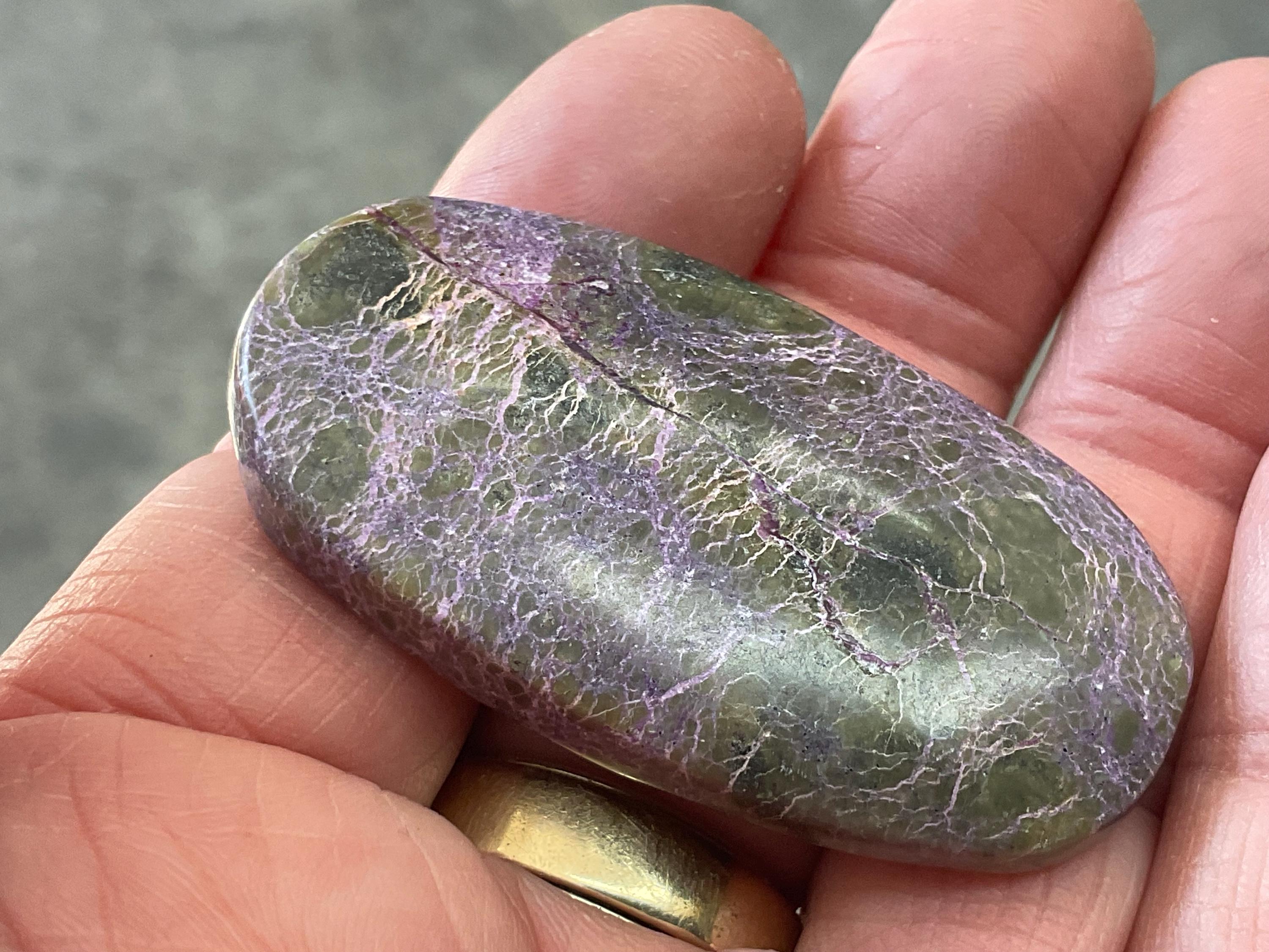 28g Atlantisite Palmstone 3B