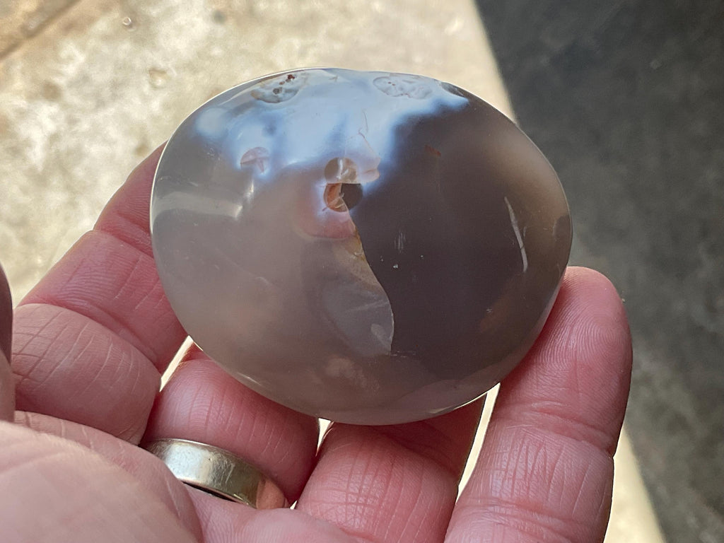 102g Orca Agate Palmstone 9B