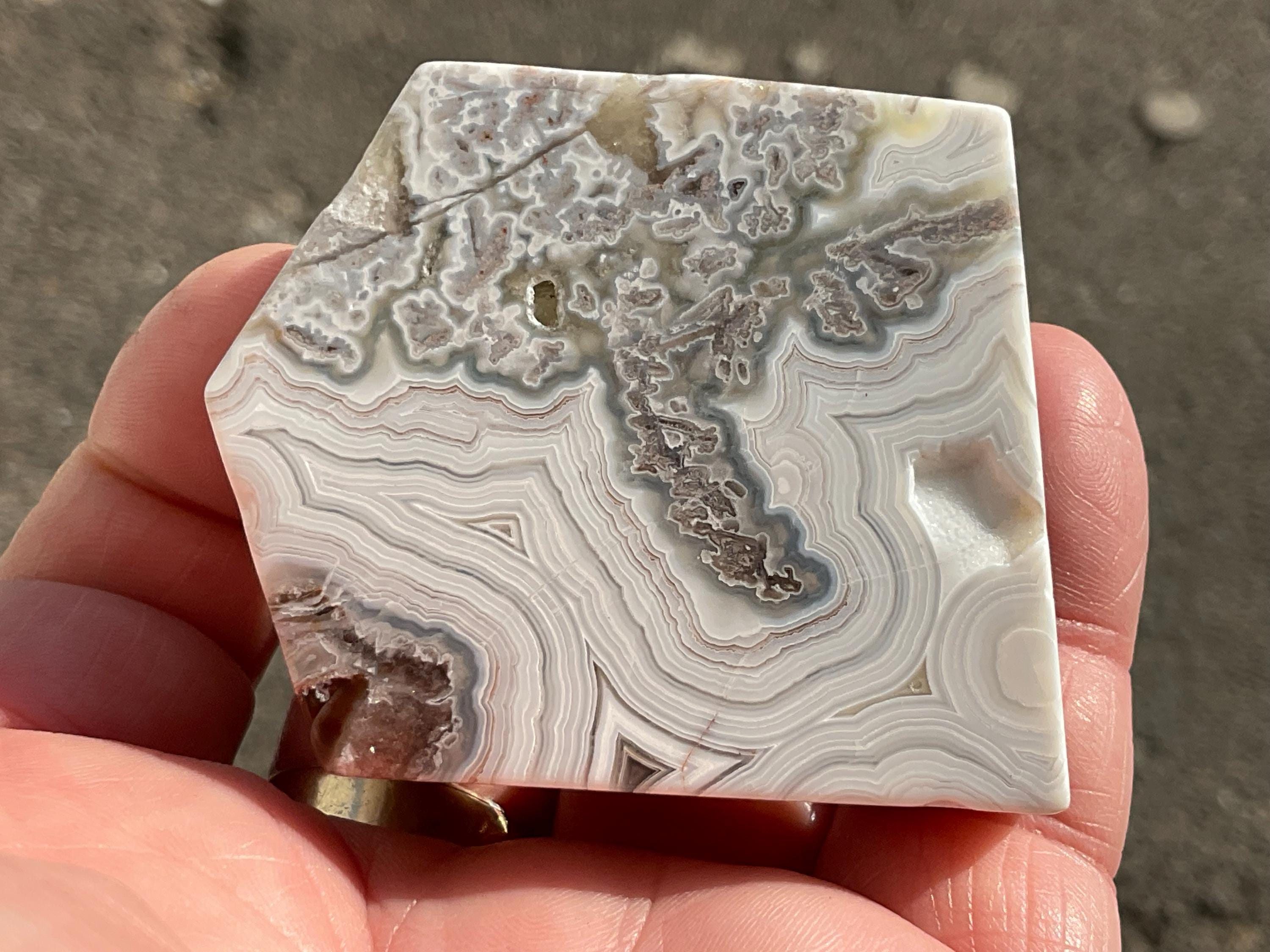 86g Mexican Crazy Lace Agate Freeform 20C