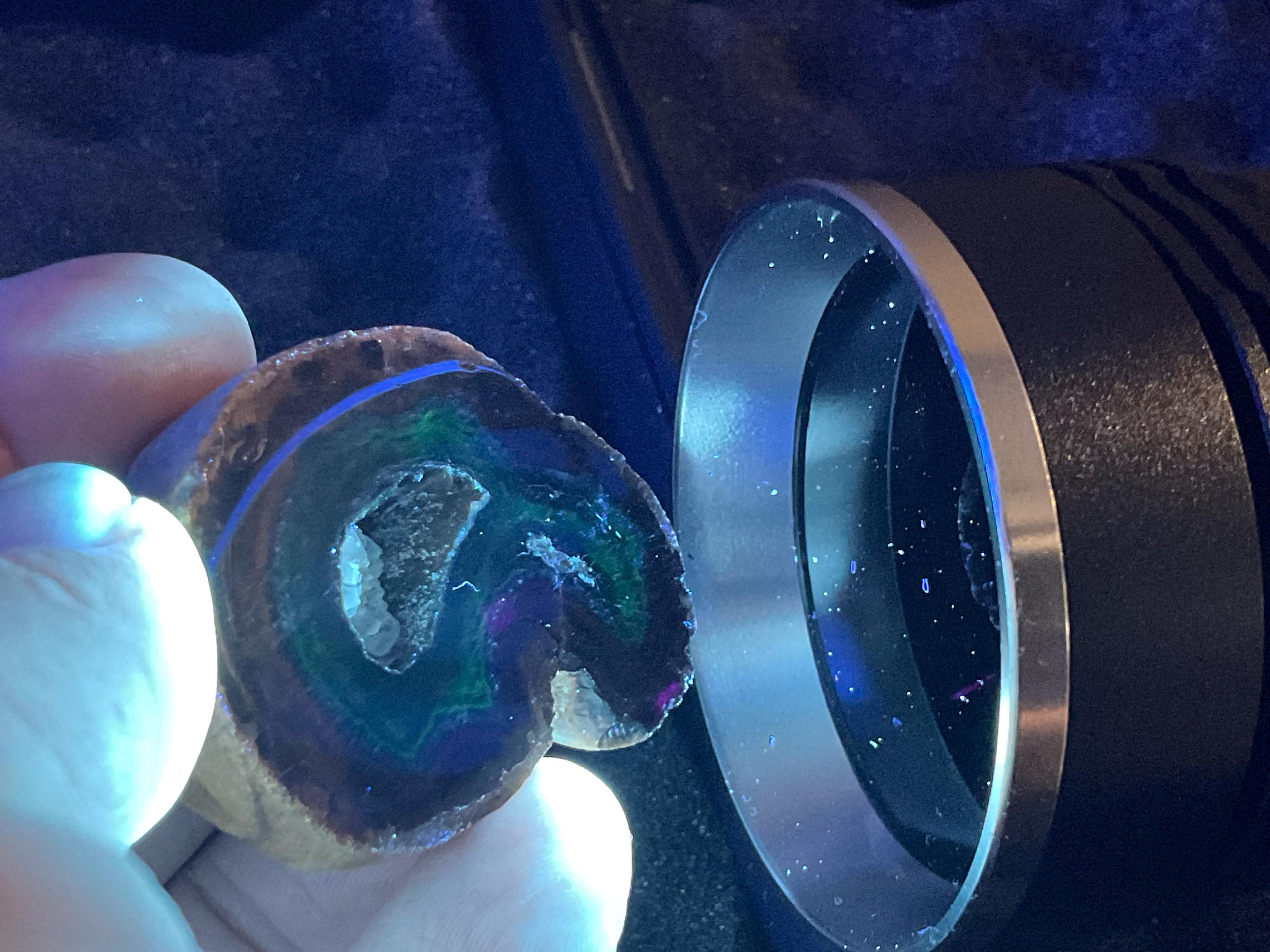 50g UV Reactive Polished Agate Half 2A