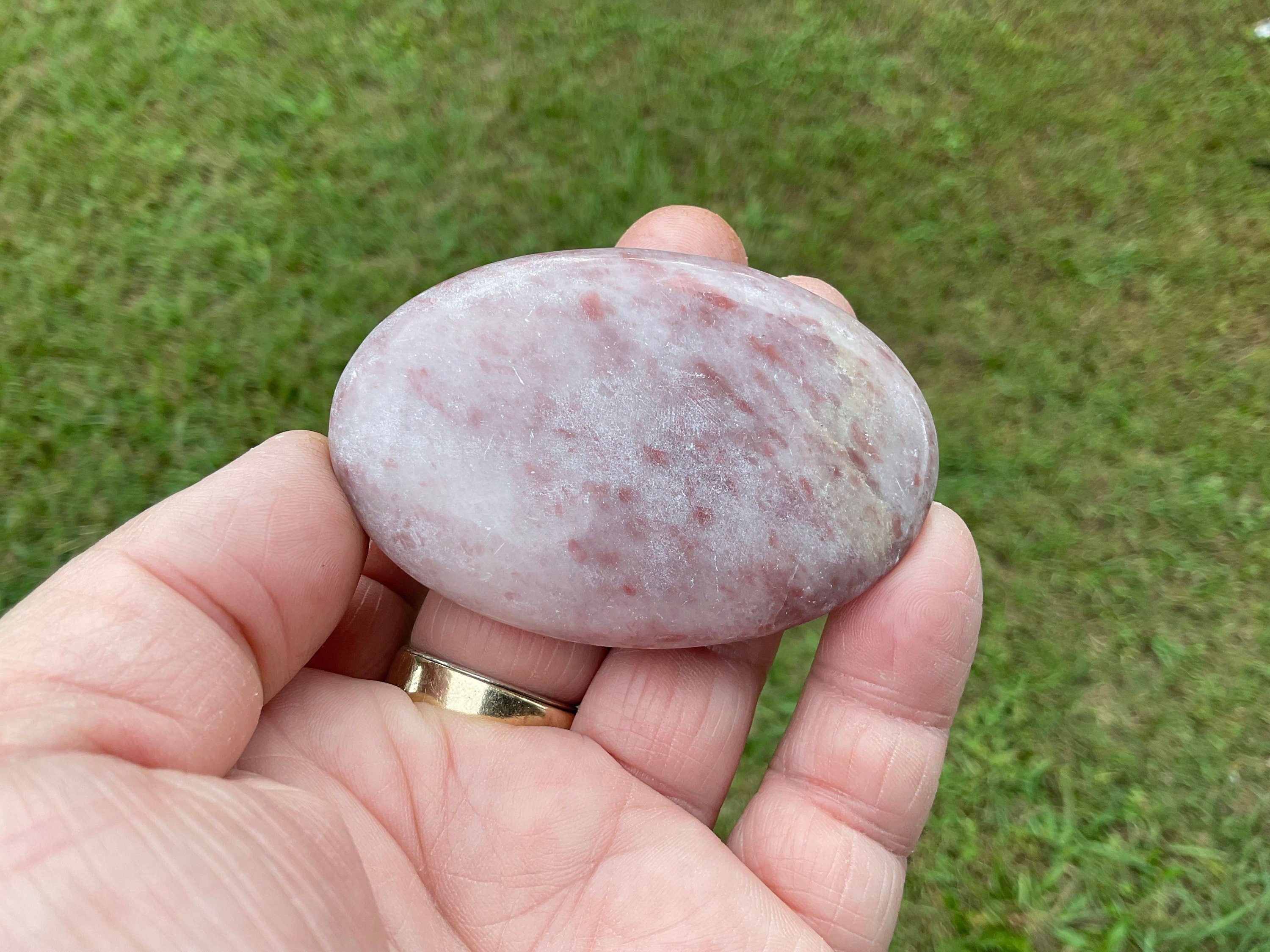 71g Pakistan Strawberry Jasper Palmstone 4B