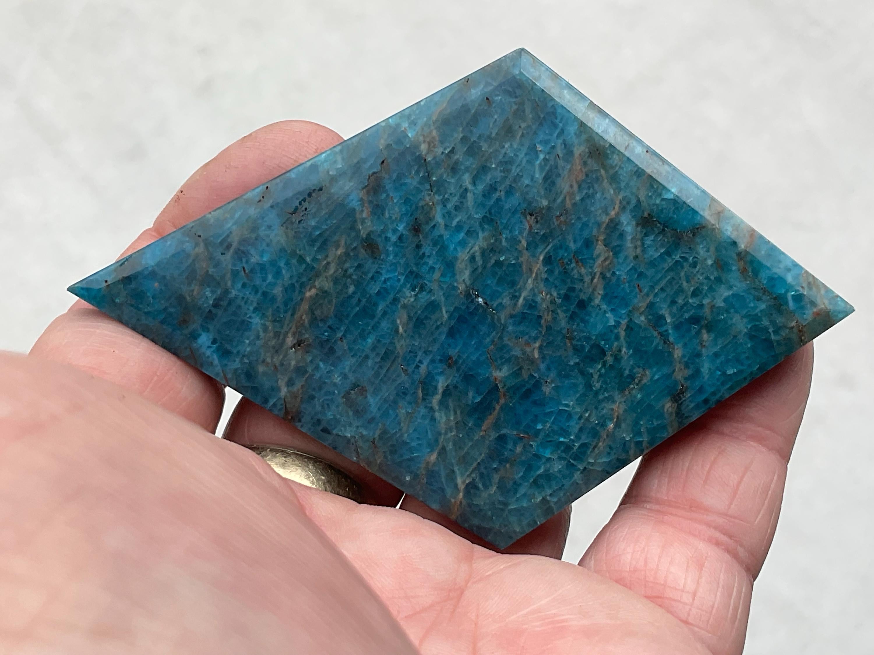 88g Blue Apatite Polished Diamond with stand 3C