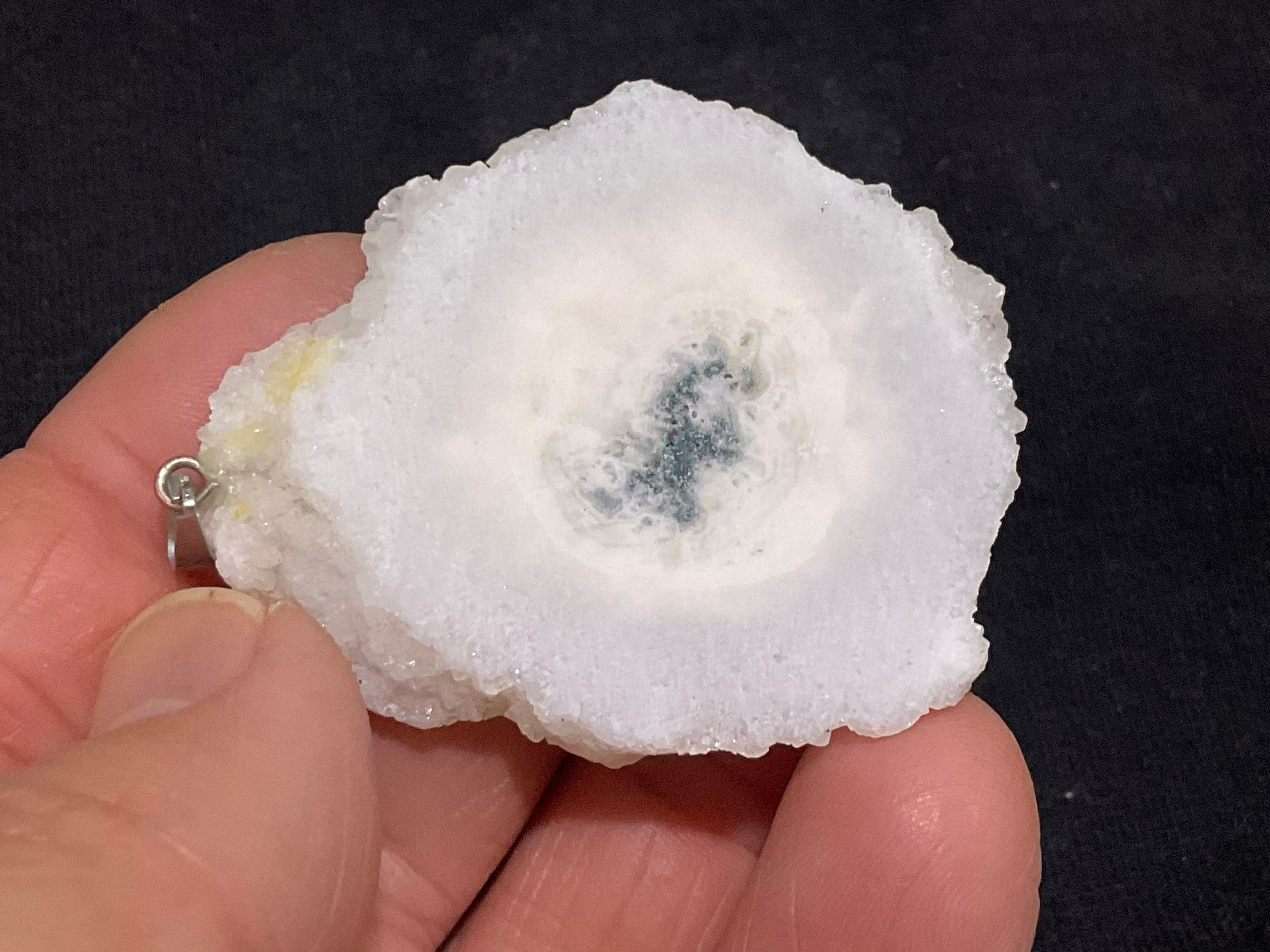 18g Solar Quartz Pendant 4B
