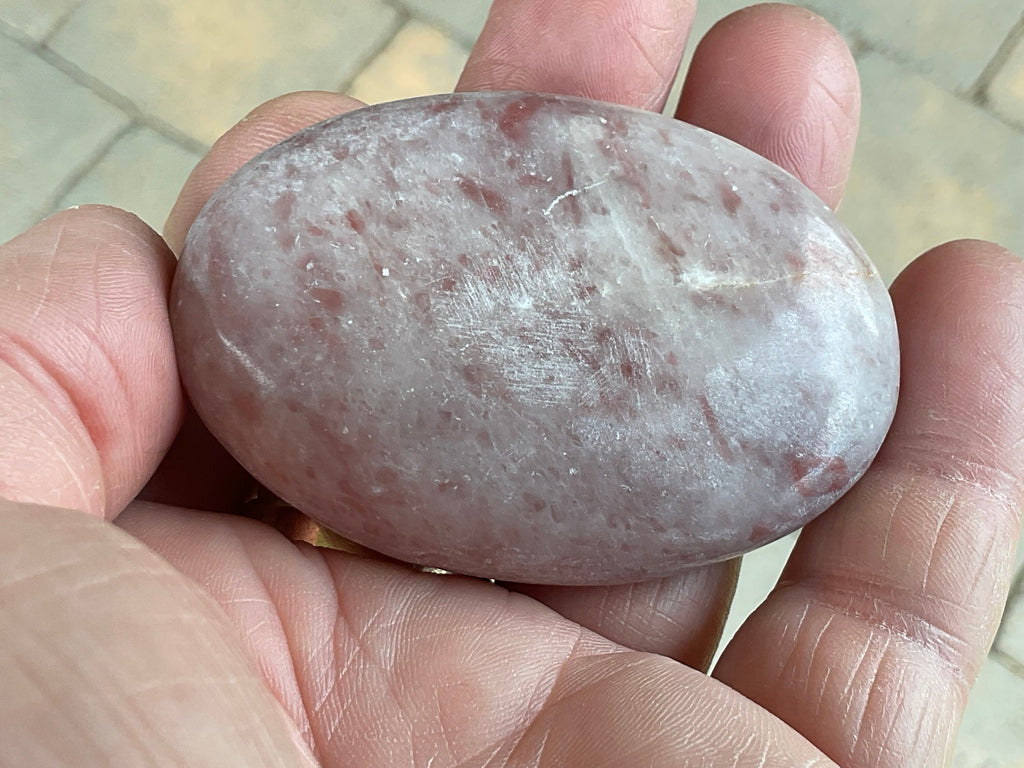 70g Pakistan Strawberry Jasper Palmstone 3C