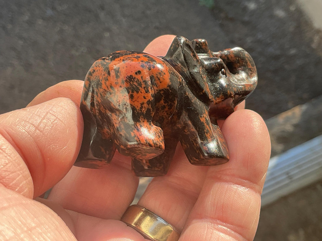 58g Mahogany Obsidian Elephant Carving C