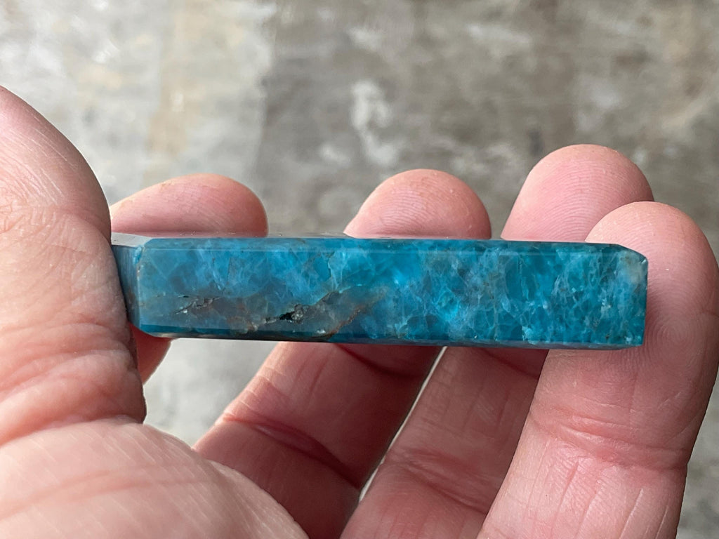 64g Blue Apatite Polished Diamond with stand 1B