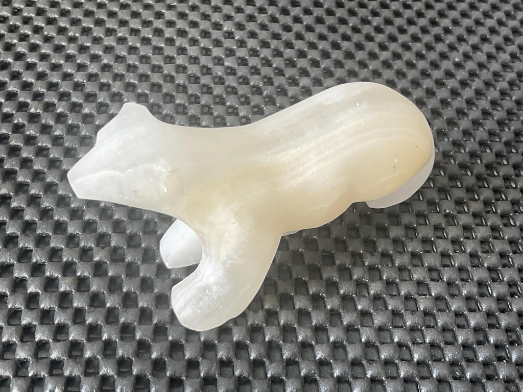 138g Polar Bear Calcite/Onyx Carving