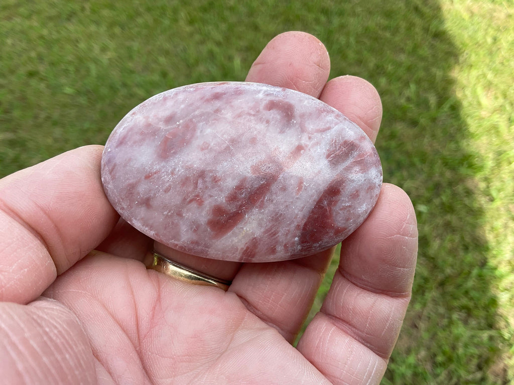 46g Pakistan Strawberry Jasper Palmstone 1B