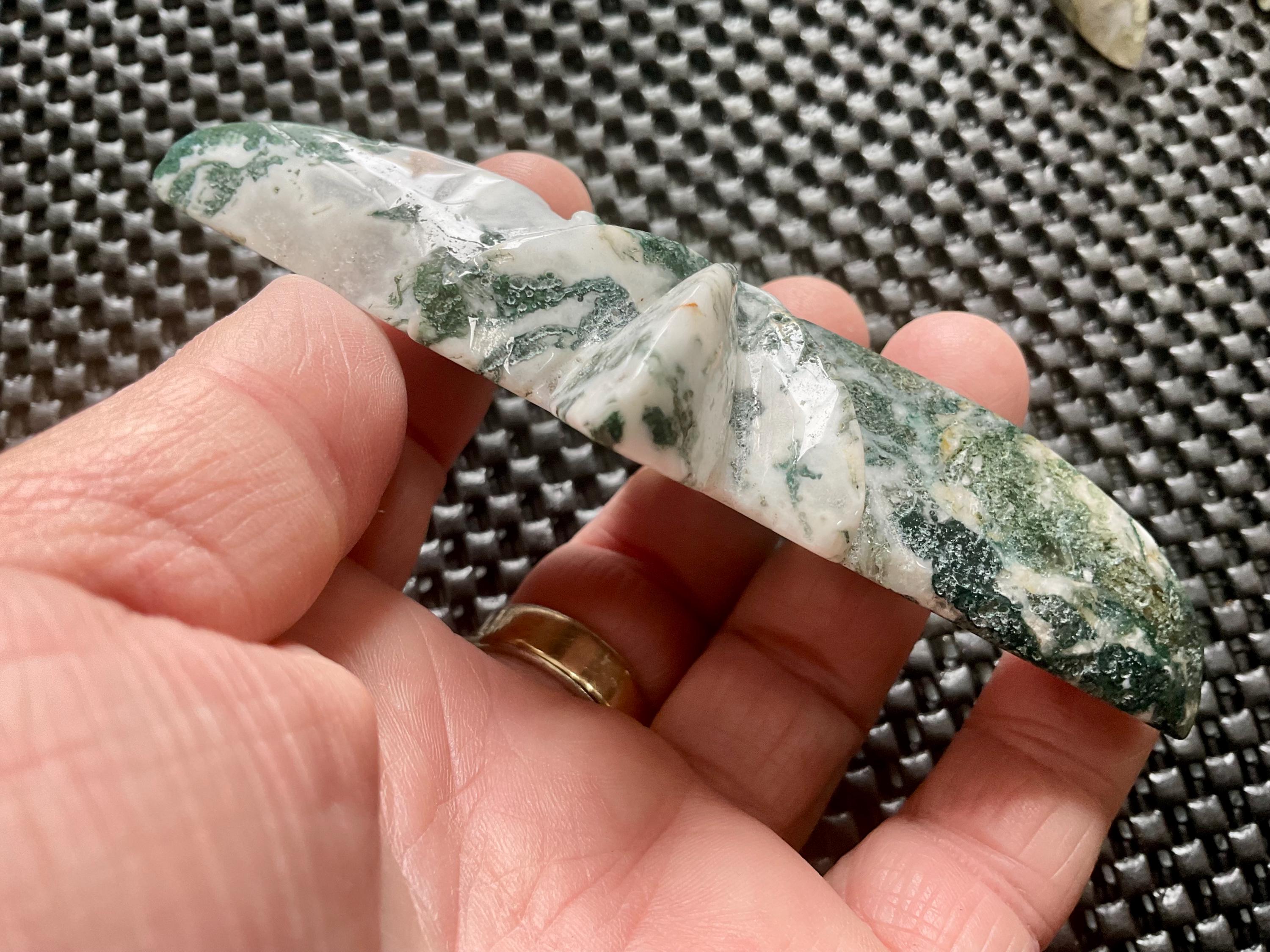 96g Moss Agate Polaris Carving with stand 2A