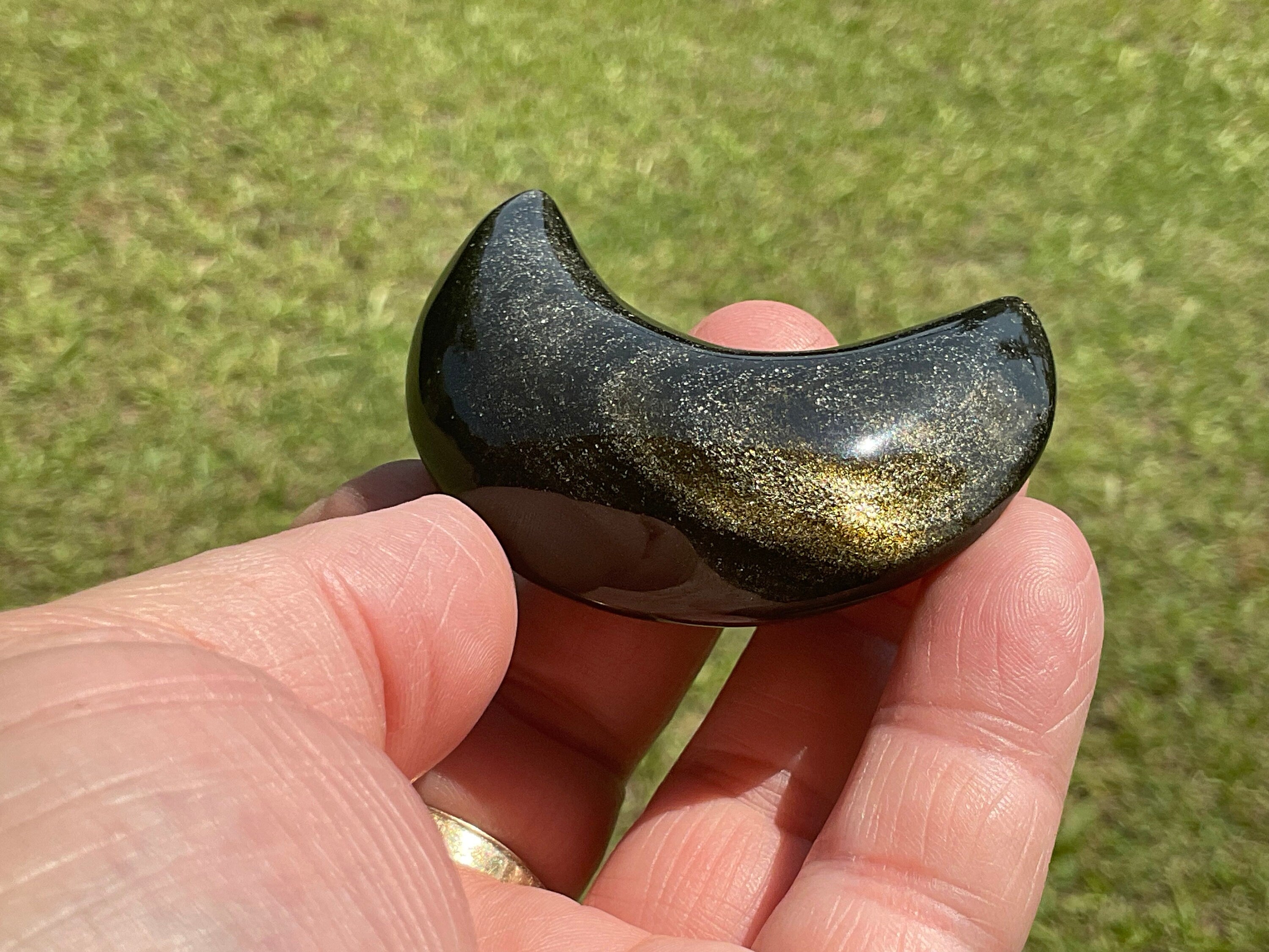 50 g Gold Sheen Obsidian Moon 3B