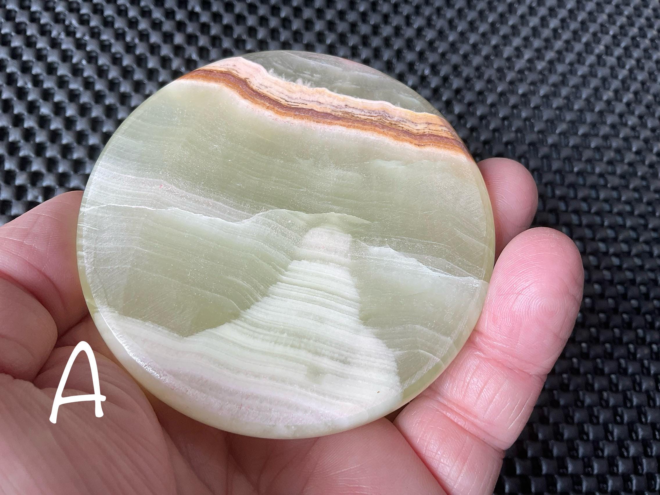 192g Green Banded Onyx Saucer/Egg/Sphere stand 3A