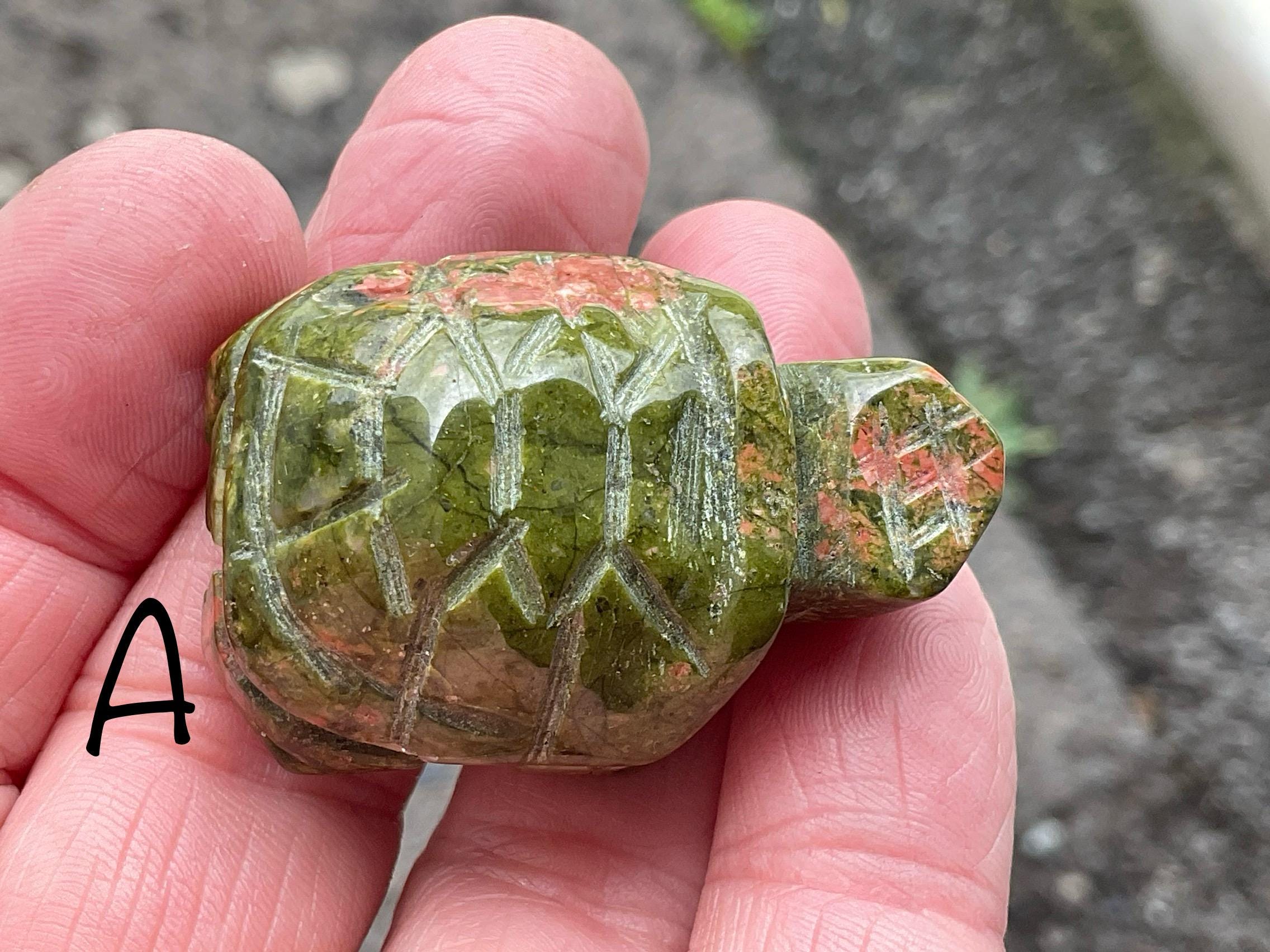 Unakite Small Carved Turtle Group 1