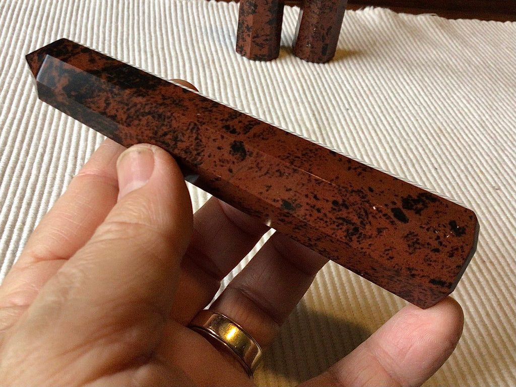 114g Mahogany Obsidian Generator 2D