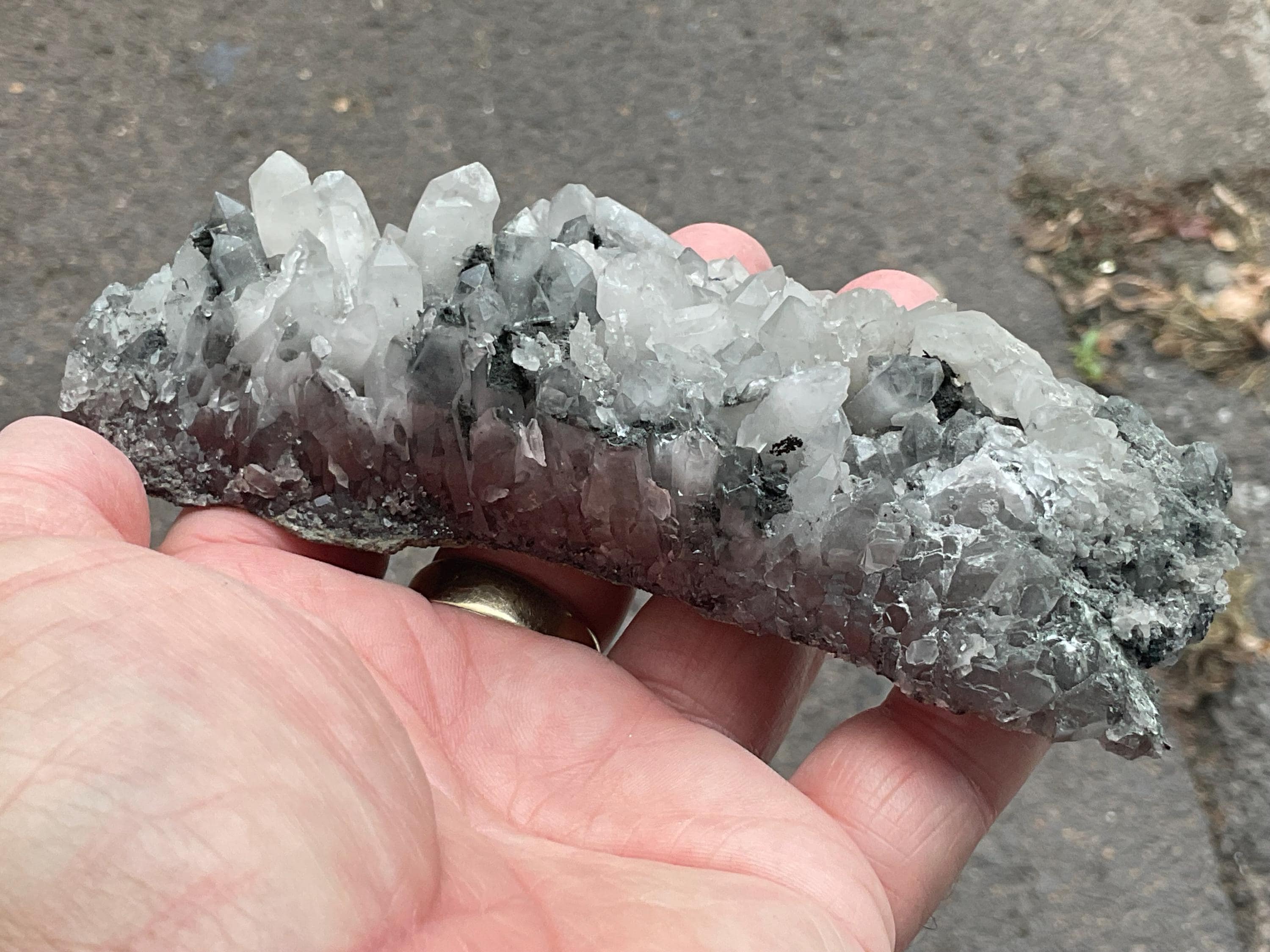 200g “Screw Quartz” Specimen from Inner Mongolia