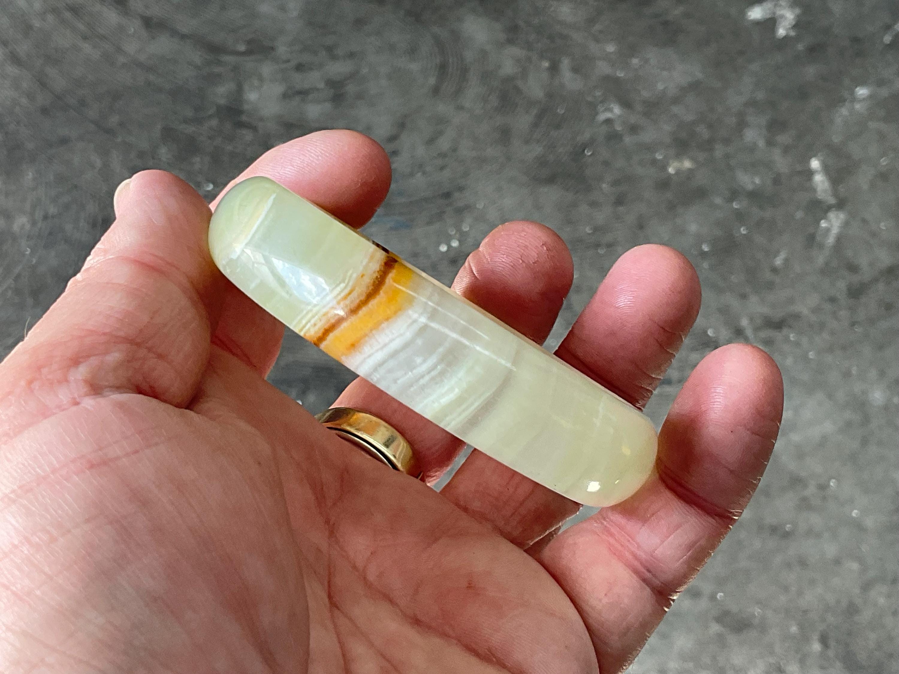 60g Green Banded Onyx Solid Bangle 3A