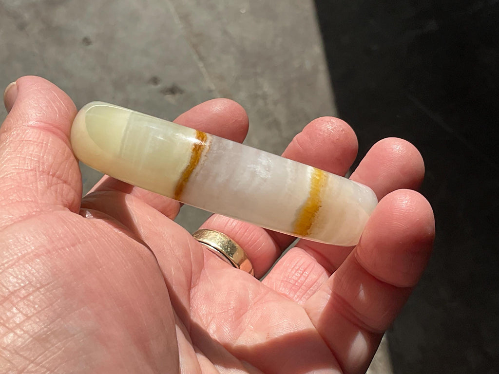 62g Green Banded Onyx Solid Bangle 4A