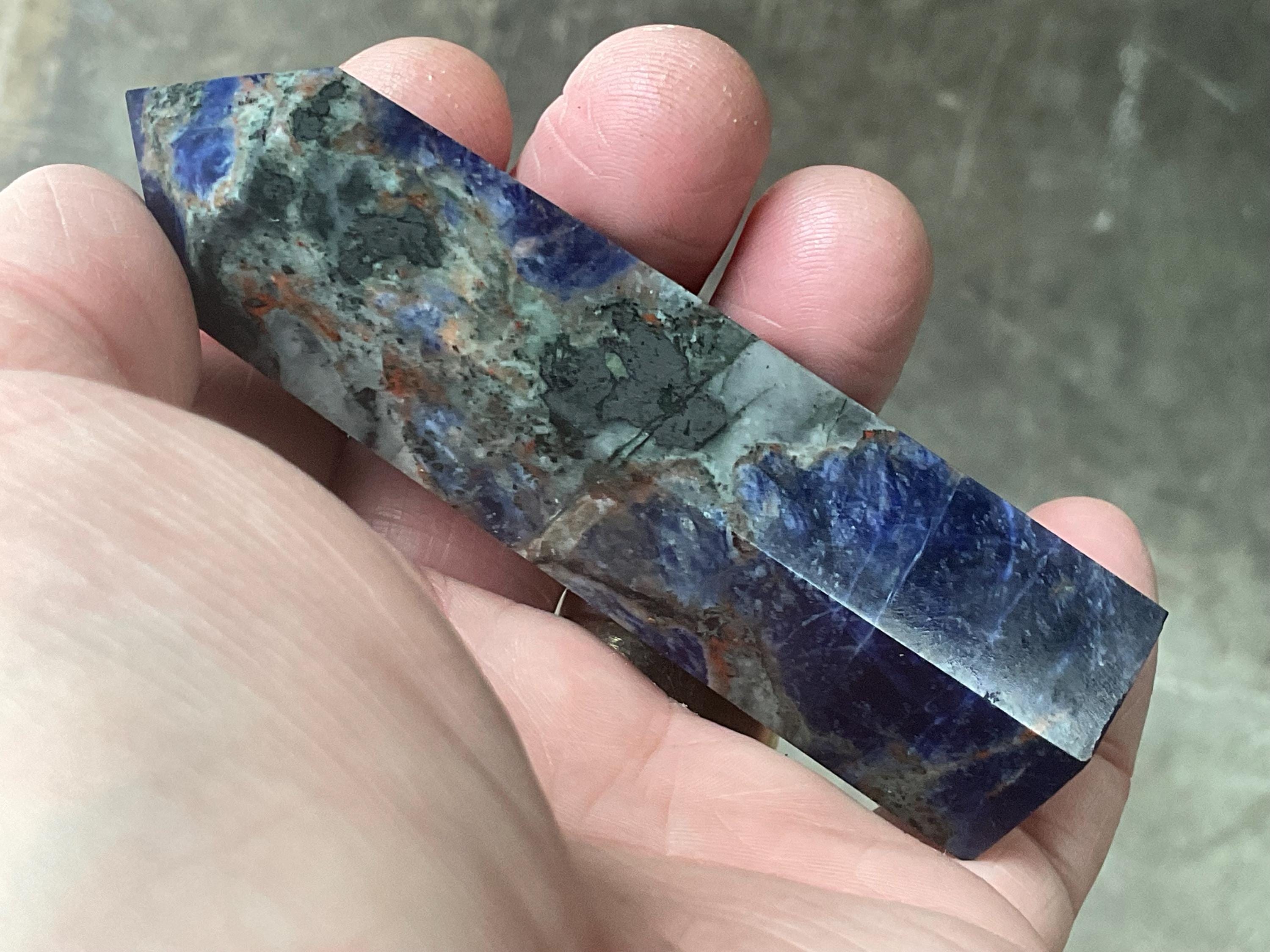 102g Sodalite with Sunstone Generator 4A