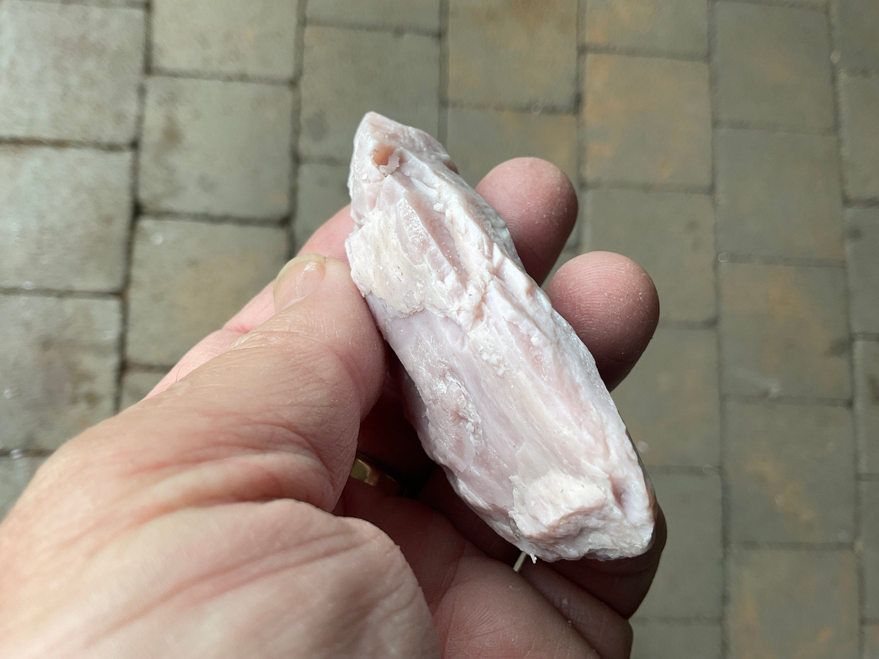 66g Mexican Pink Opal Rough 1C