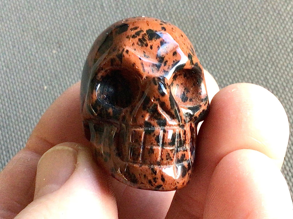 34g Carved Mahogany Obsidian Skull