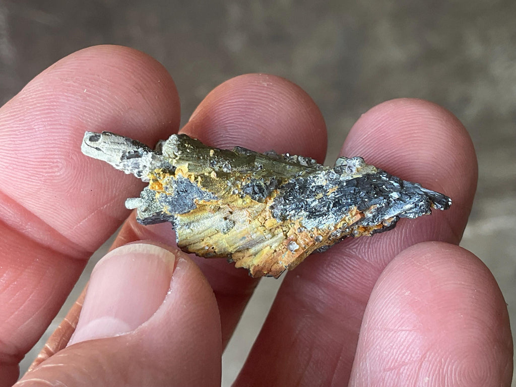 8g Botryoidal Fluorite and Valentinite on Stibnite Specimen 3A from Jiangxi, China
