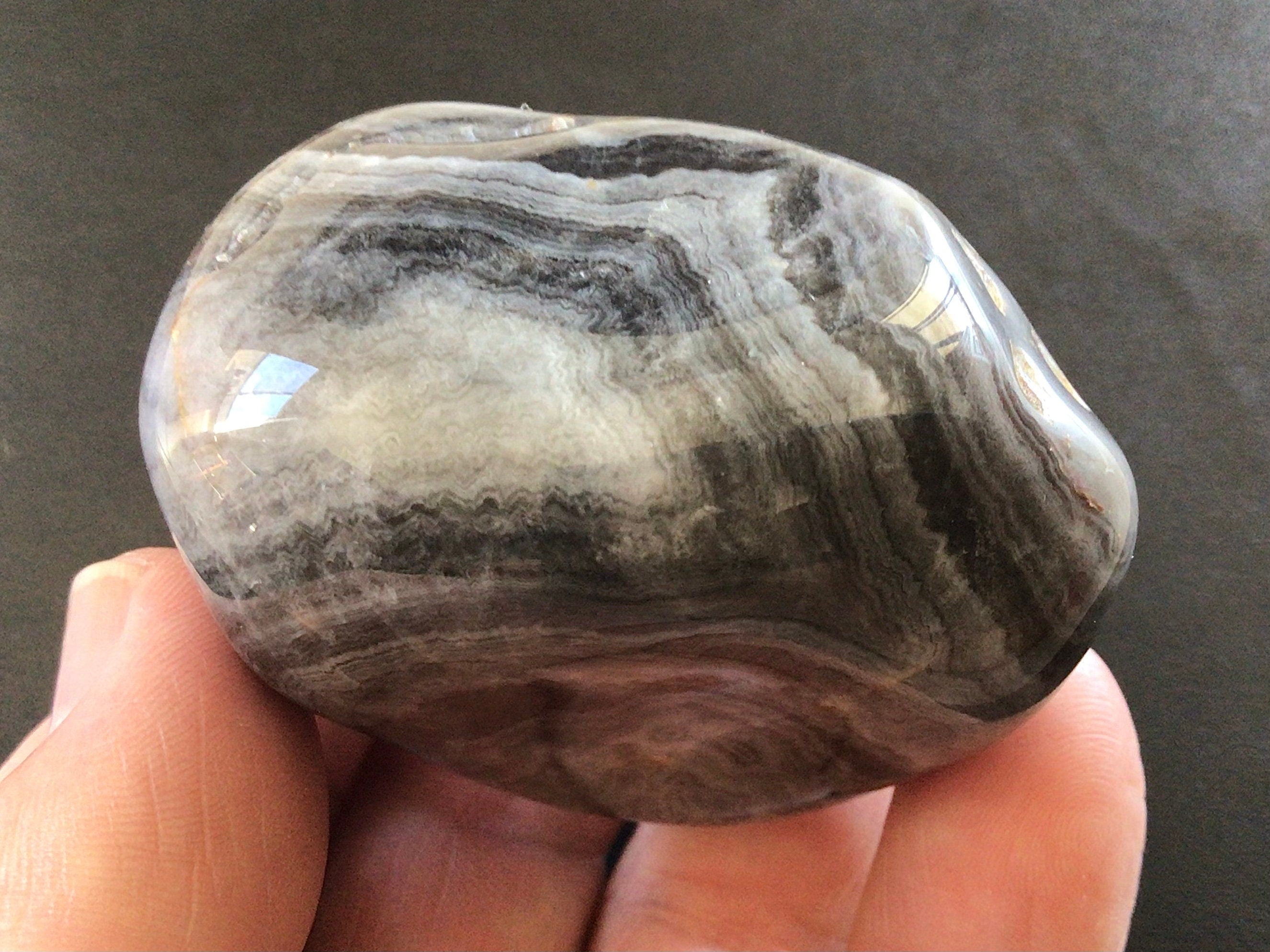 133g Large Crazy Lace Agate Palmstone 2B