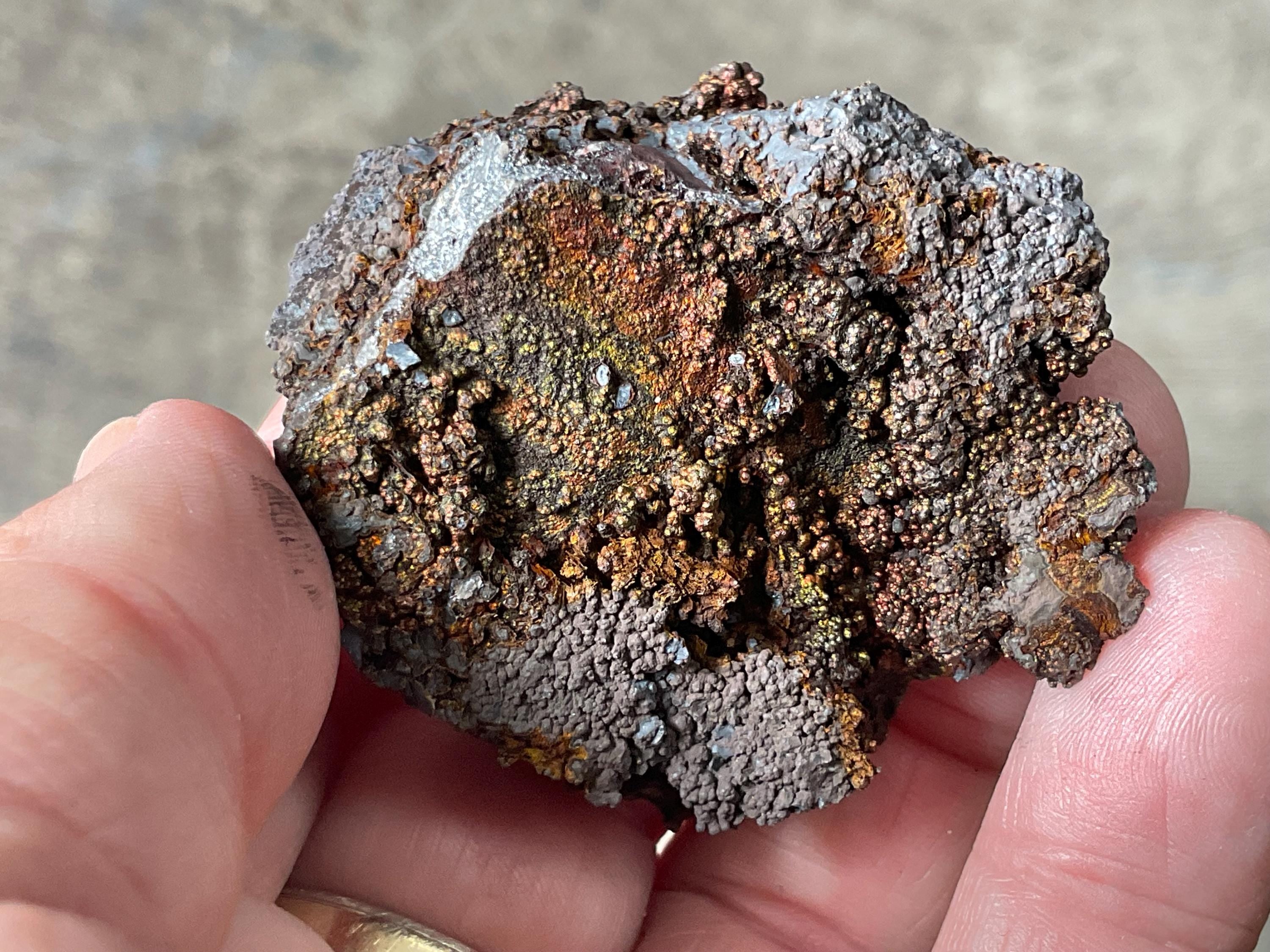60g Lithiophorite/Cryptomelane with iridescent Goethite Specimen B