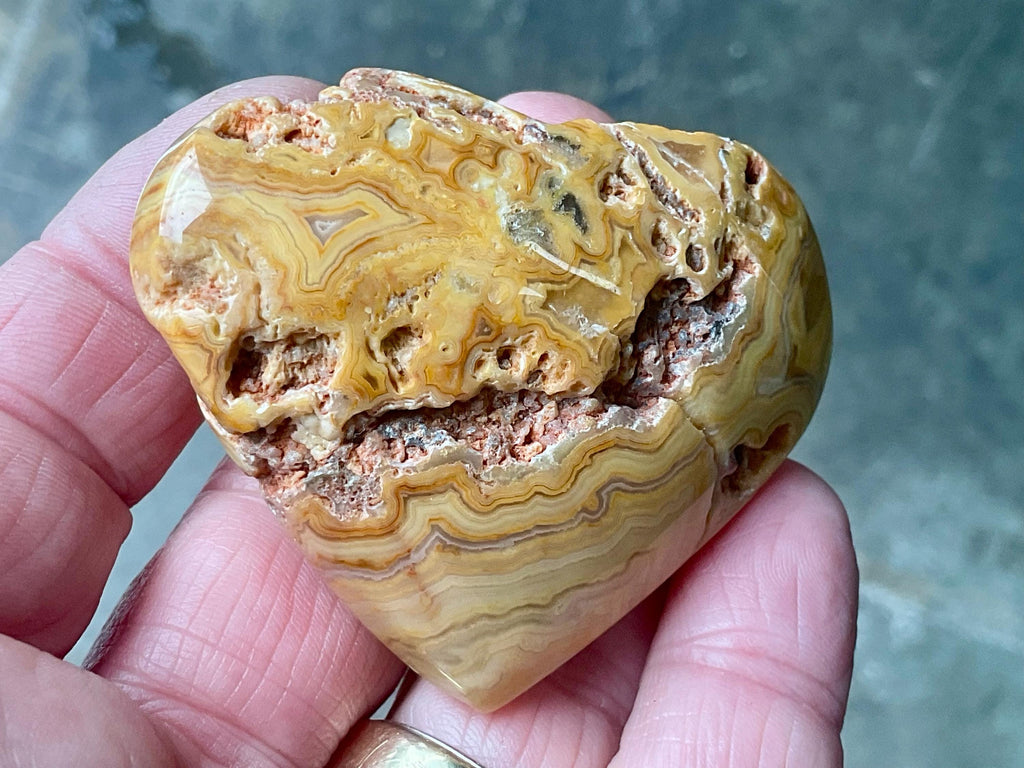 68g Mexican Crazy Lace Agate Heart A