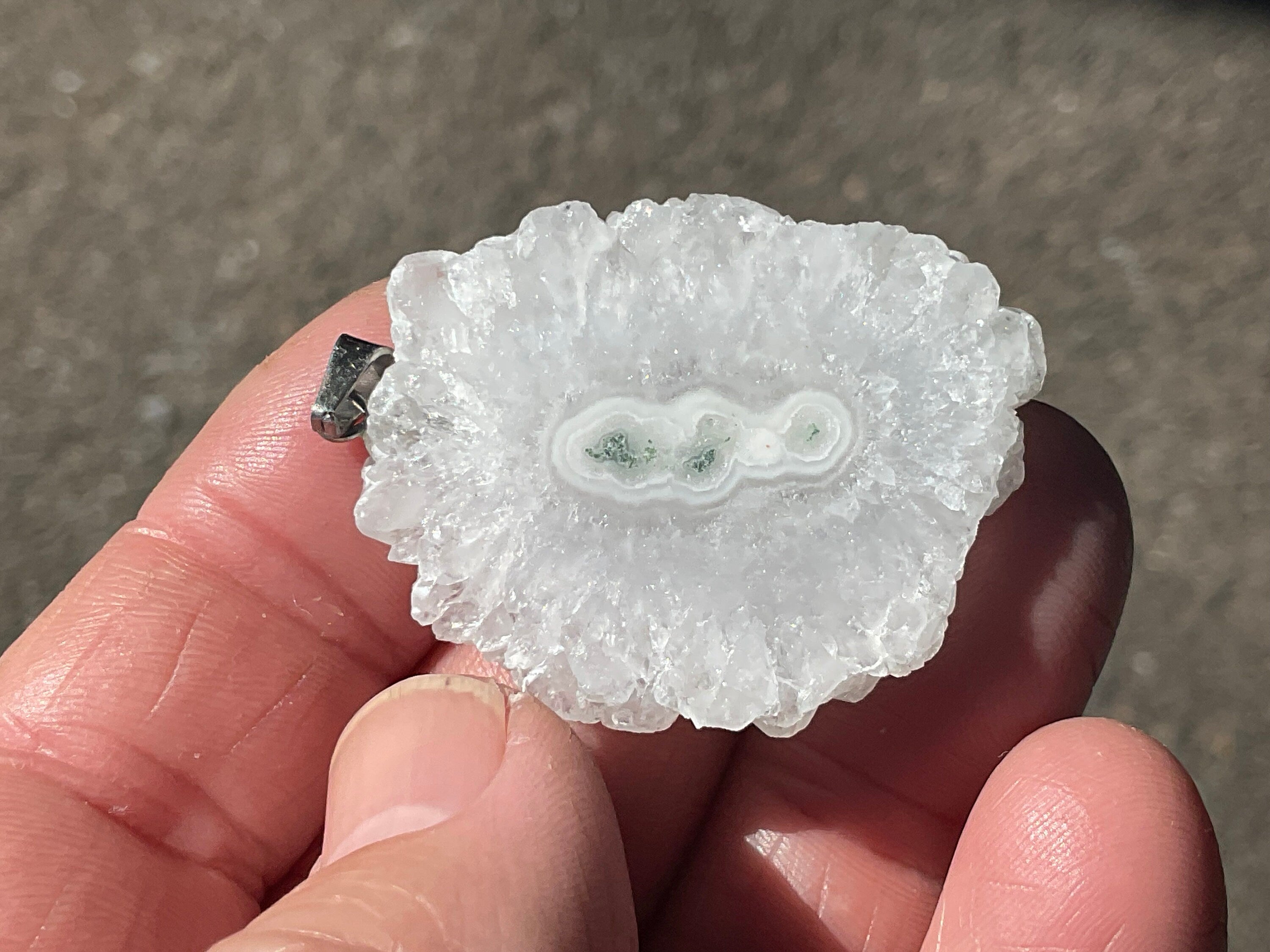 12g Solar Quartz Pendant 1A