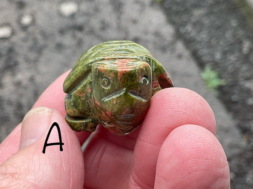 Unakite Small Carved Turtle Group 1