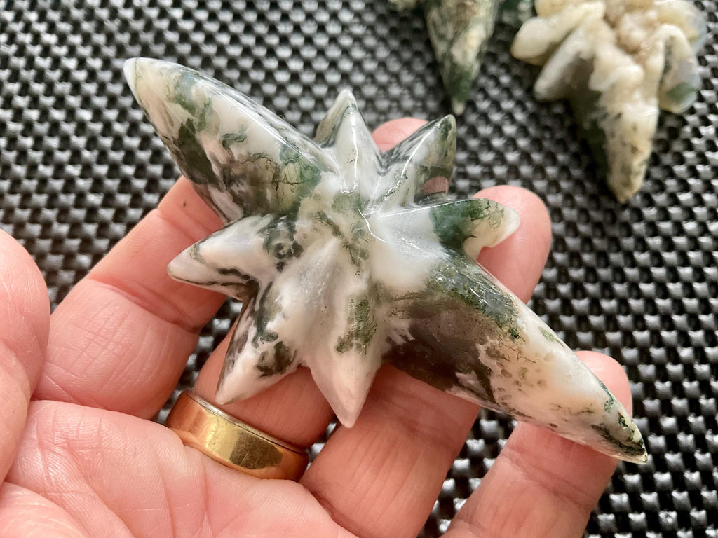 82g Moss Agate Polaris Carving with stand 1A