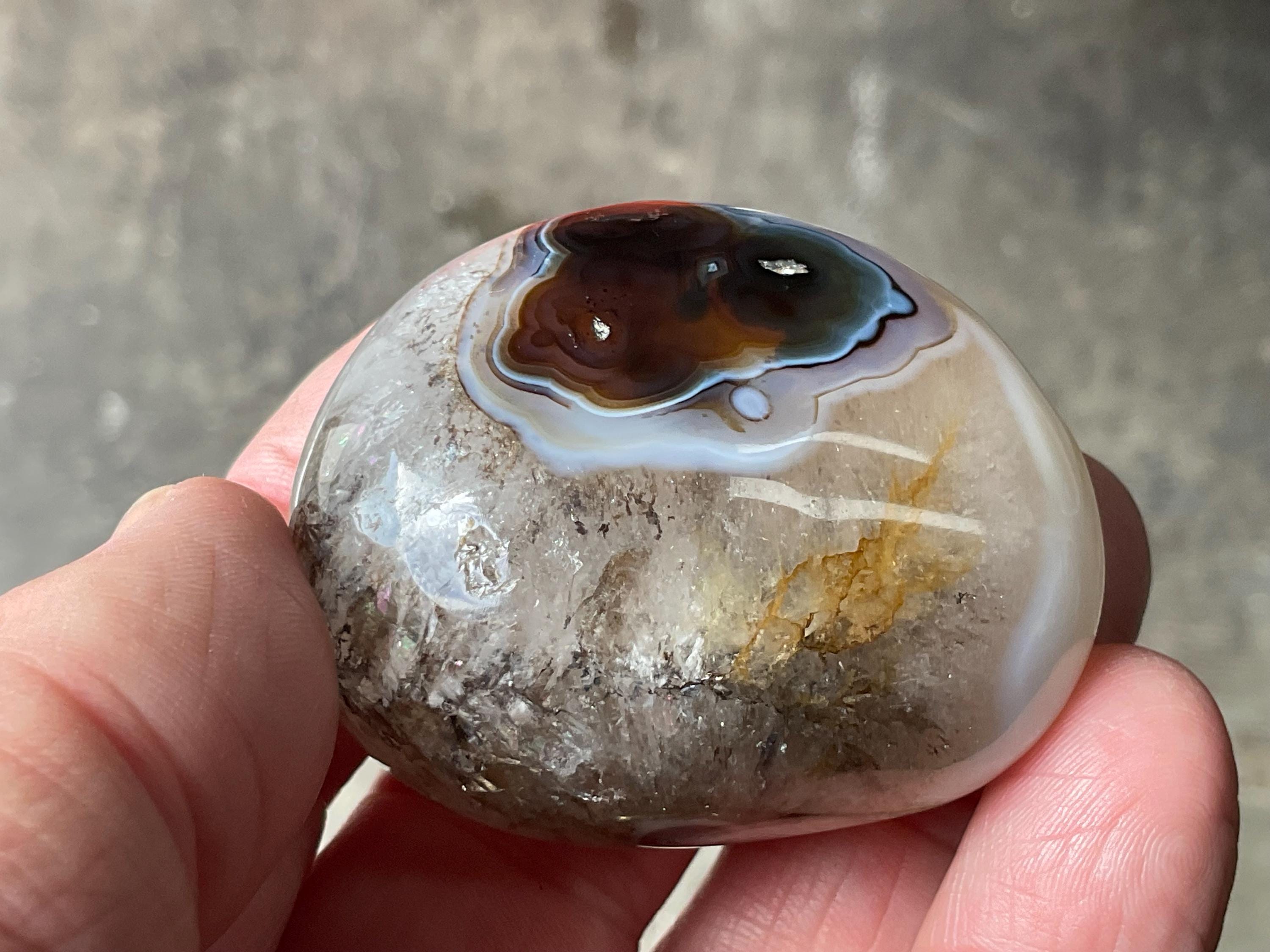 92g Dendritic Rainbow Agate Palmstone B