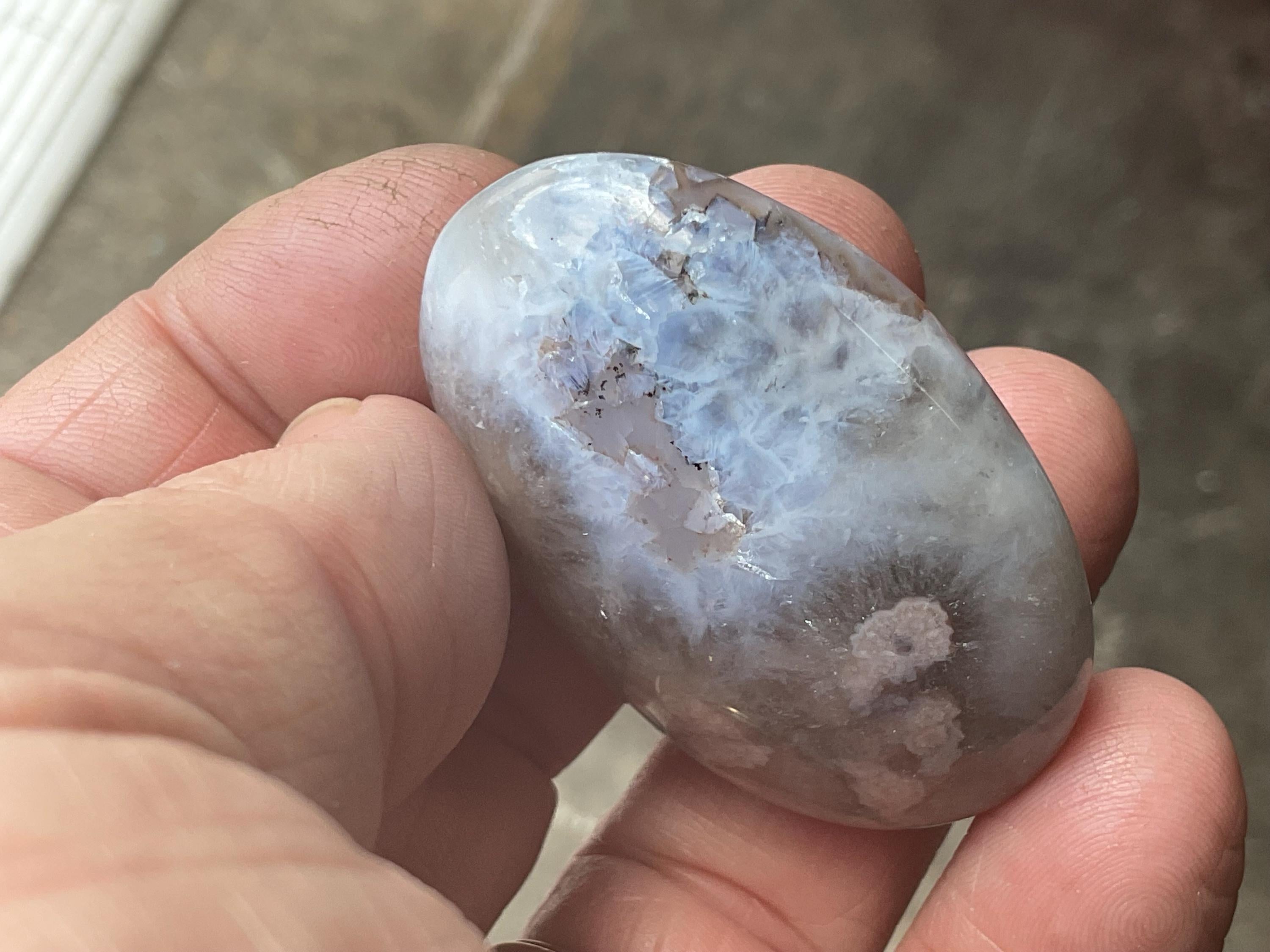 40g Blue Flower Agate Palmstone A