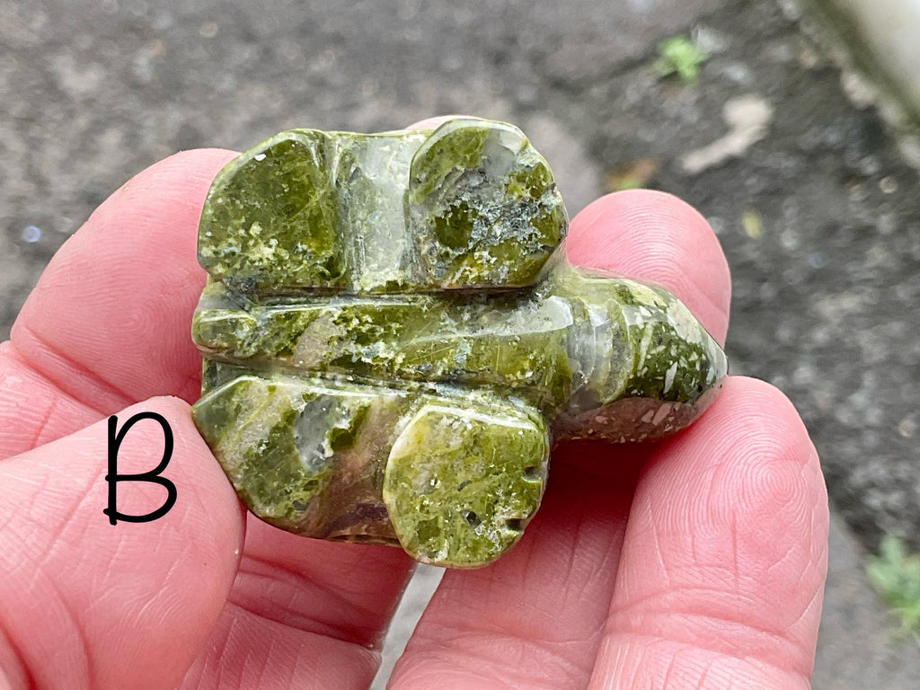 Unakite Small Carved Turtle Group 2