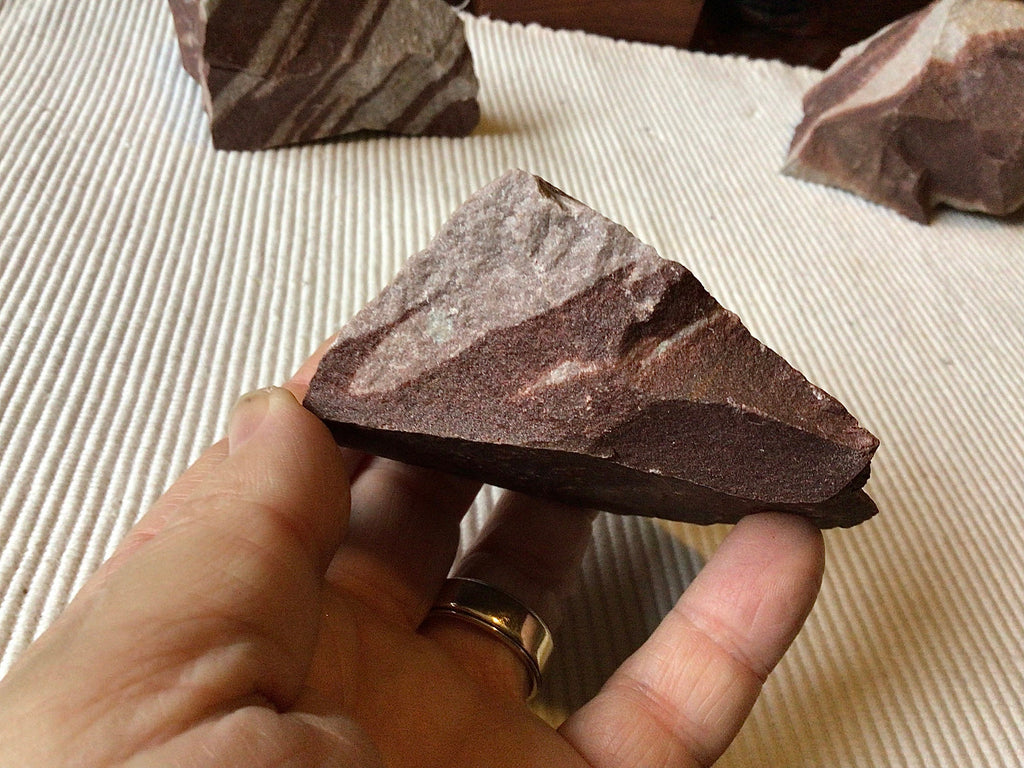 329g Narmada River Rough 7B