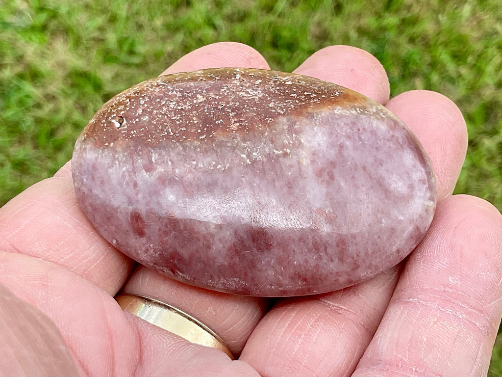 52g Pakistan Strawberry Jasper Palmstone 1A