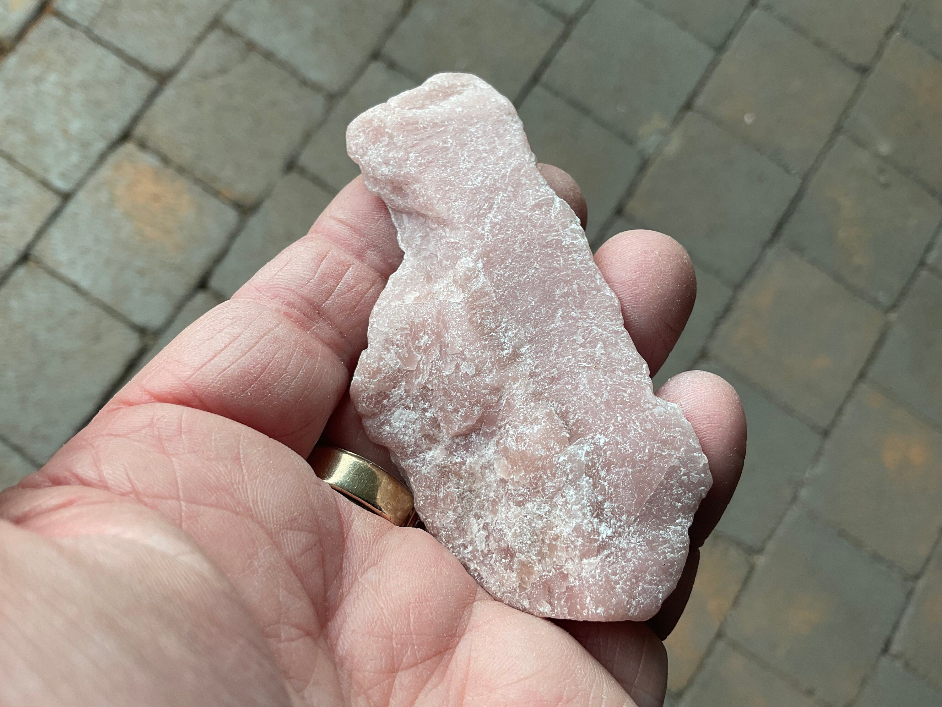 66g Mexican Pink Opal Rough 2B