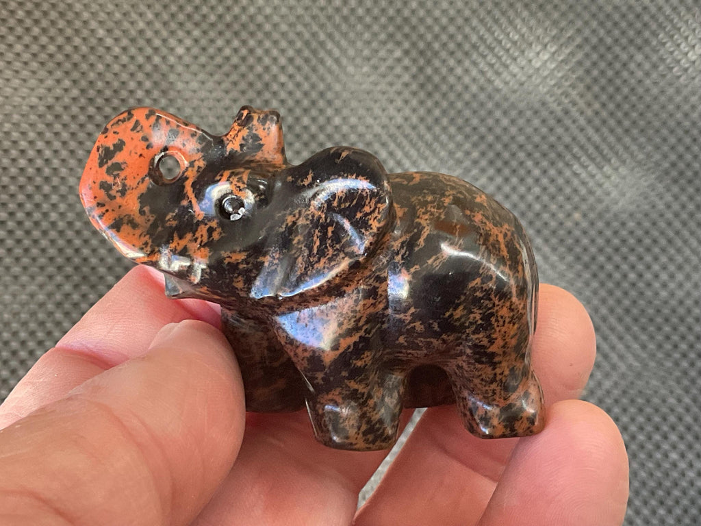 58g Mahogany Obsidian Elephant Carving B