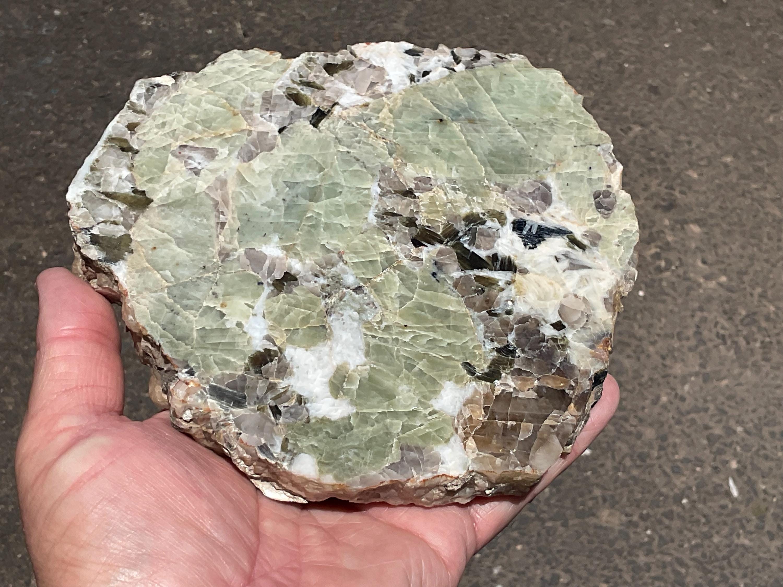 882g Yinnietharra Polished Beryl, Smokey Quartz and Mica Slab B
