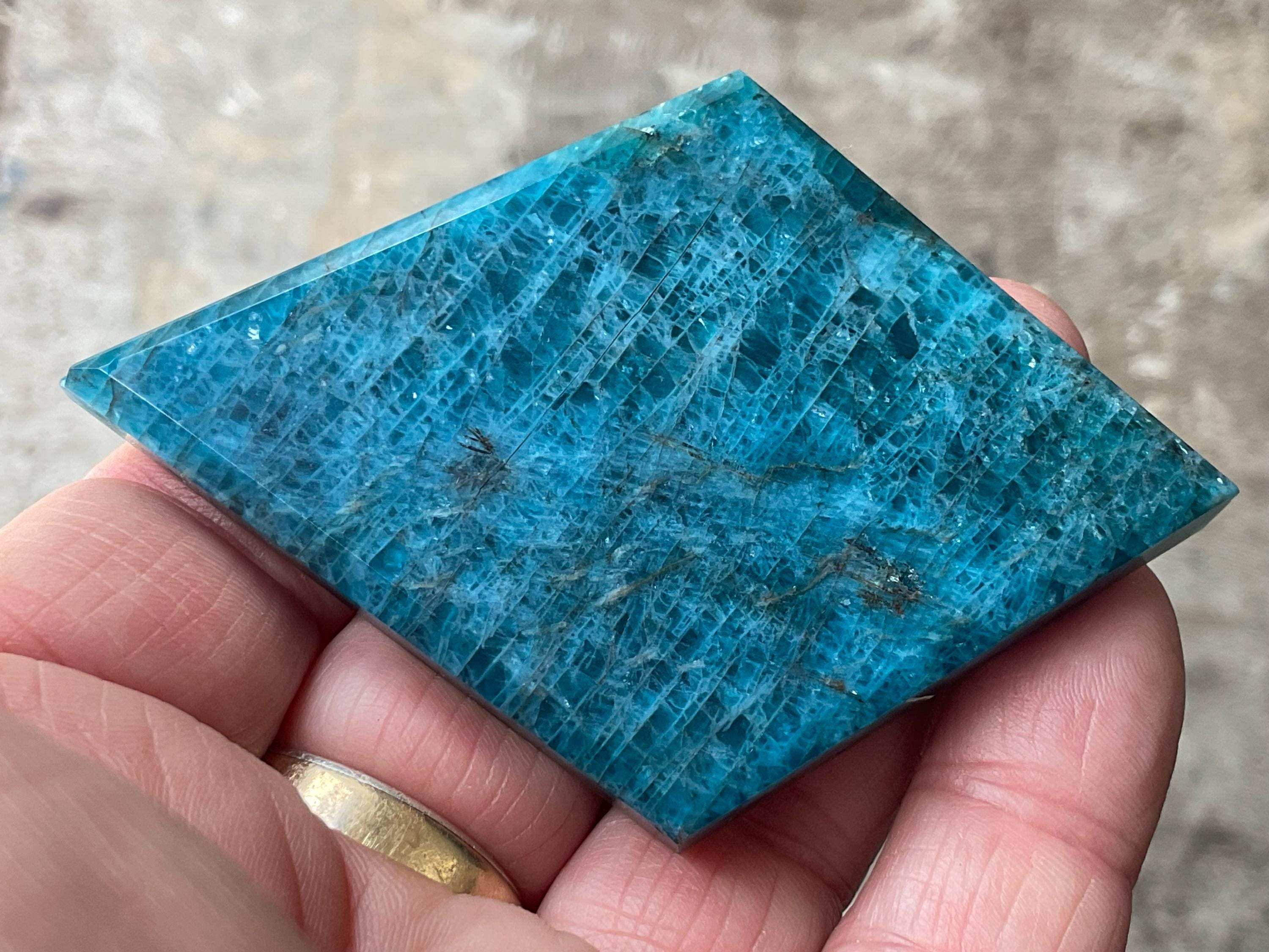 64g Blue Apatite Polished Diamond with stand 1B