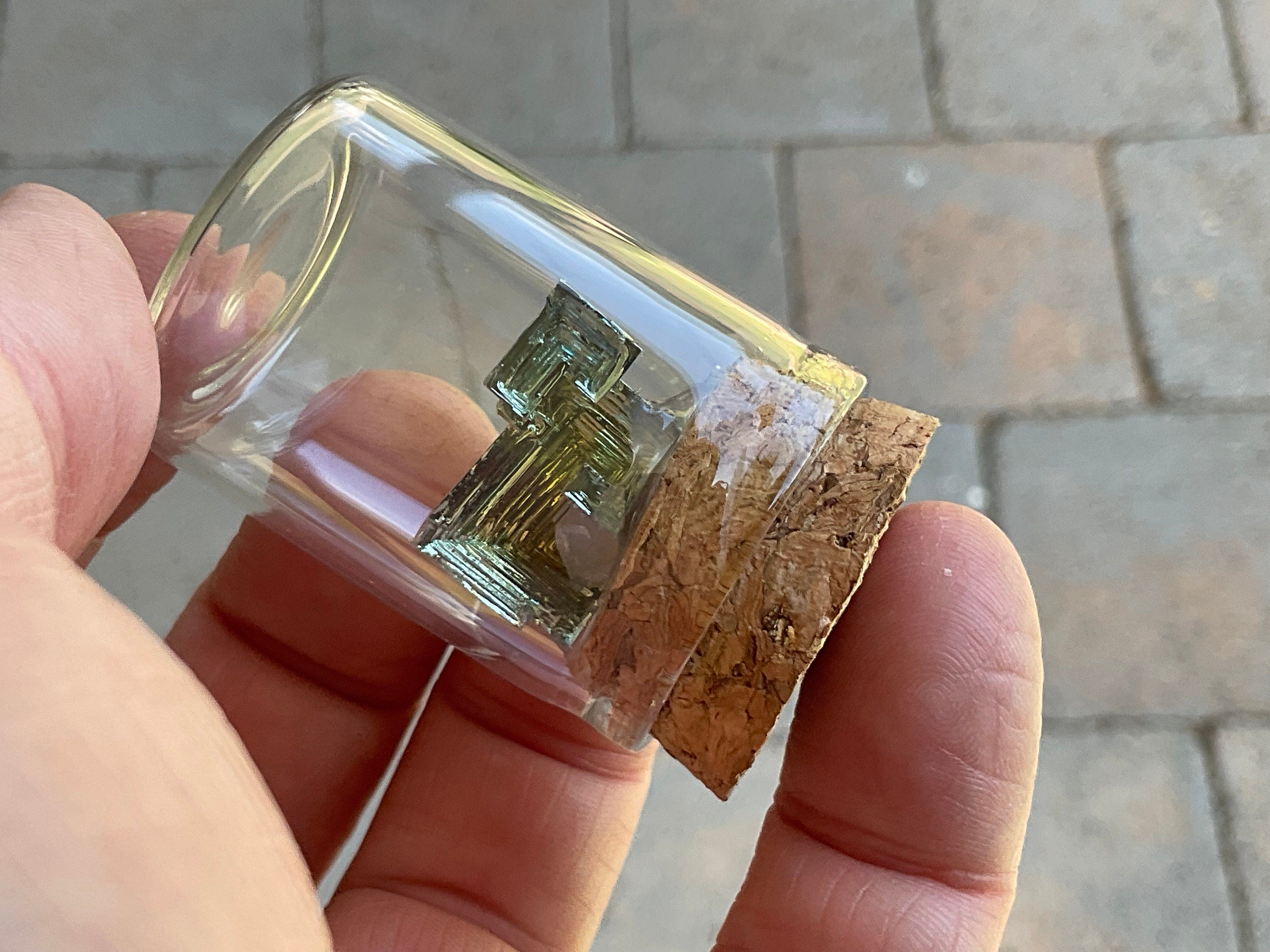 Bismuth Specimen Display Bottle 4C