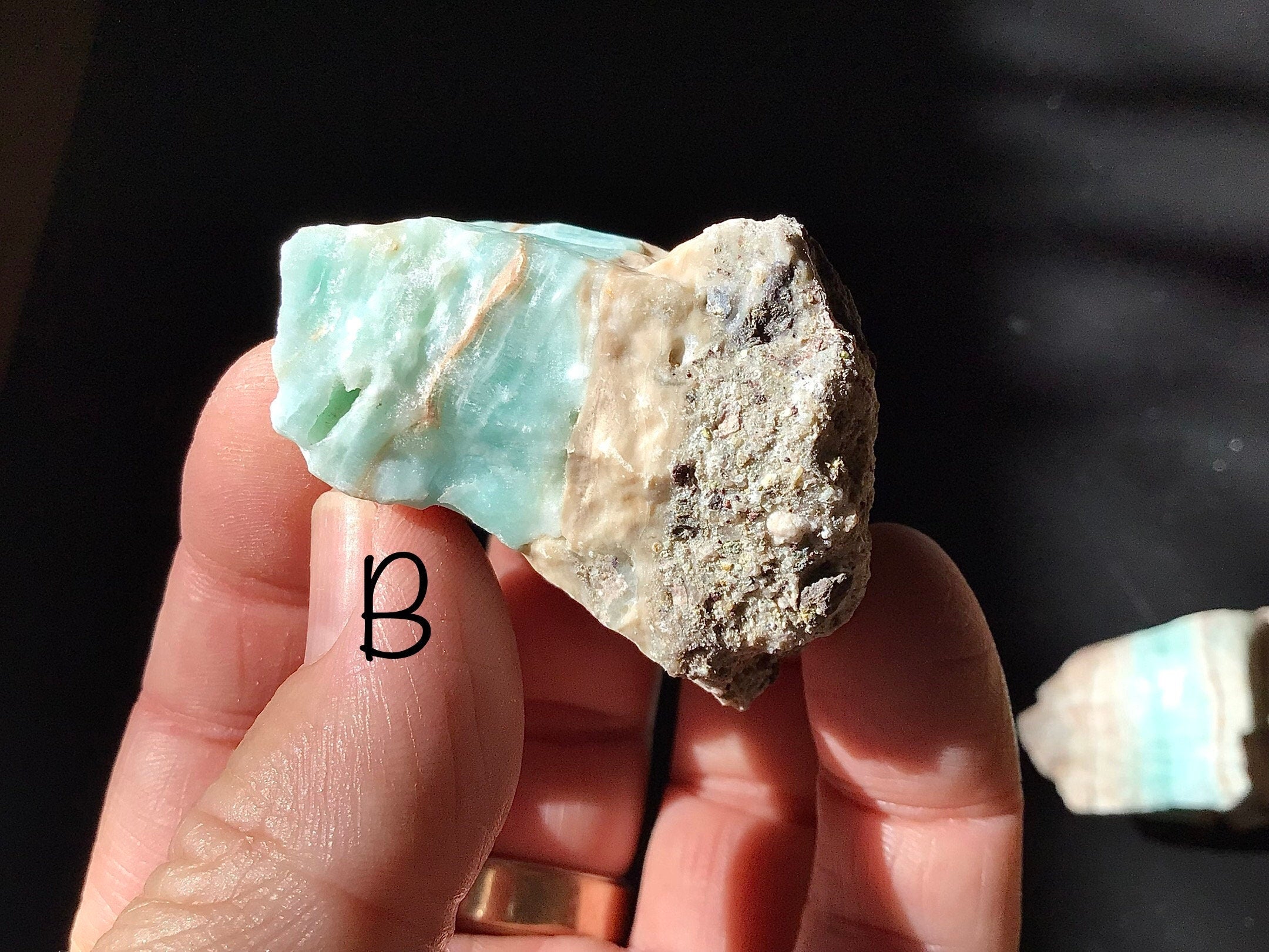 60g Caribbean Blue Calcite Rough 11B