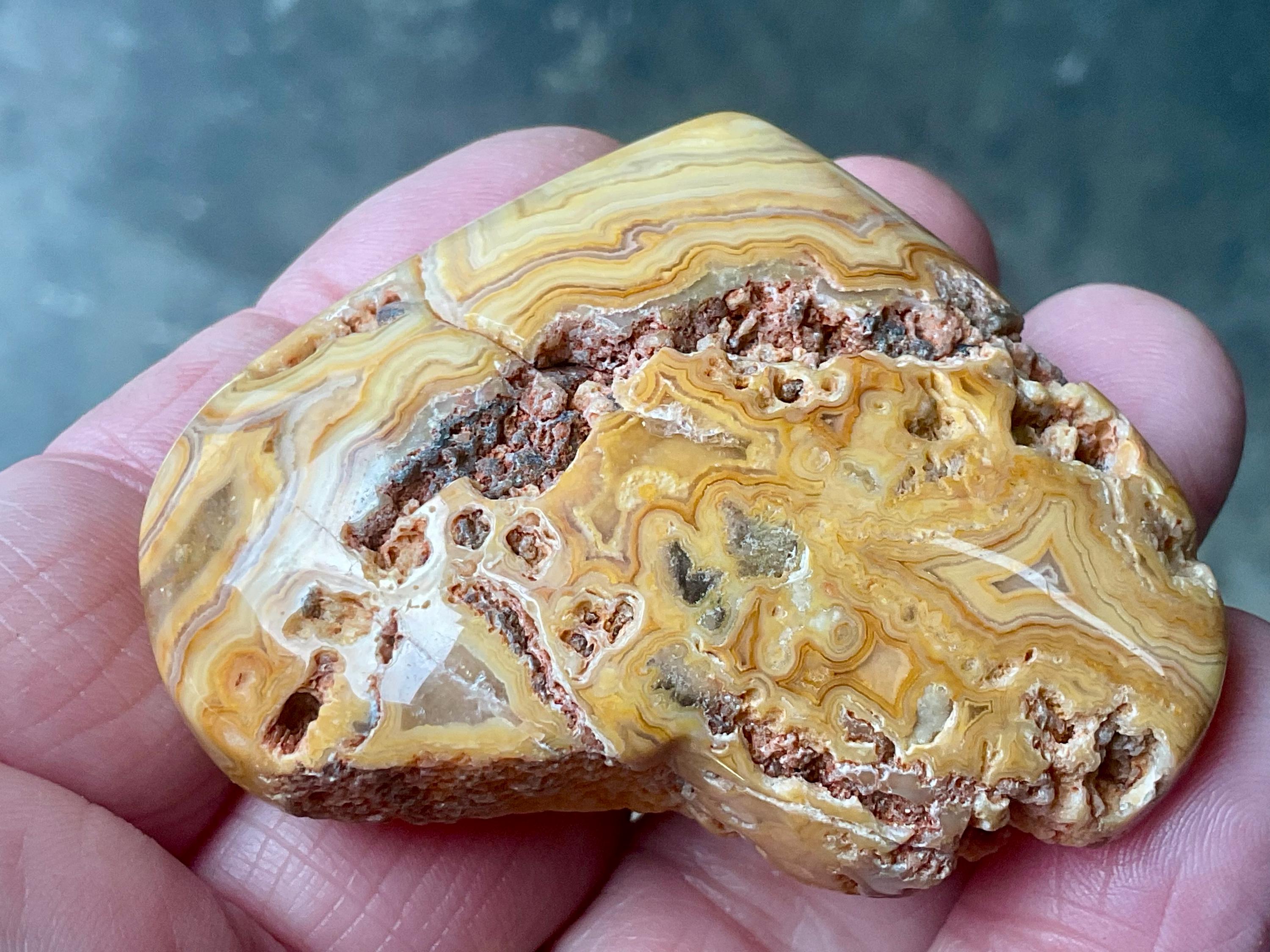 68g Mexican Crazy Lace Agate Heart A